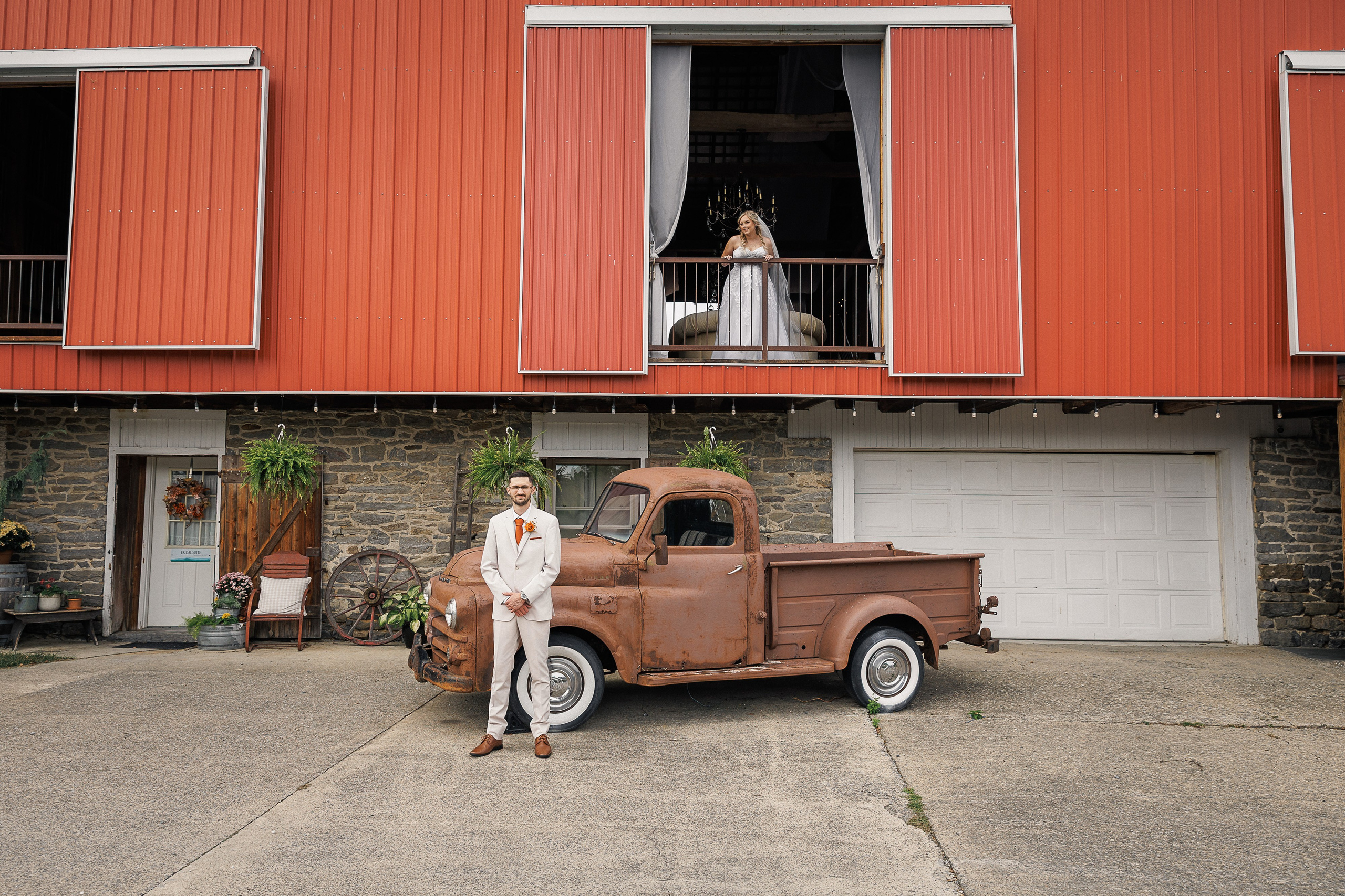 Wedding T&B. Family & Wedding Photographer in Schuylkill County, PA. Inna Nairn