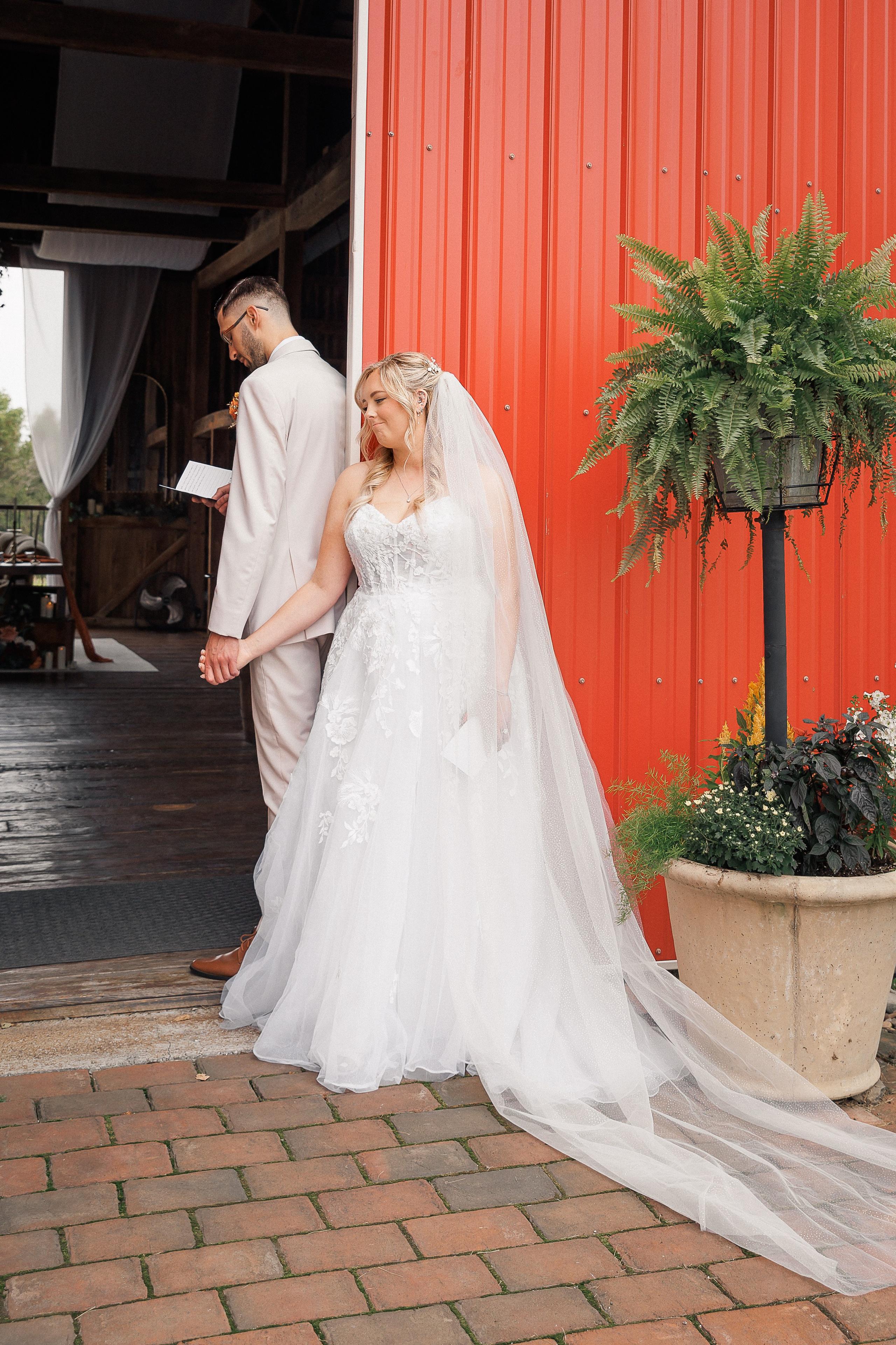 Wedding T&B. Family & Wedding Photographer in Schuylkill County, PA. Inna Nairn