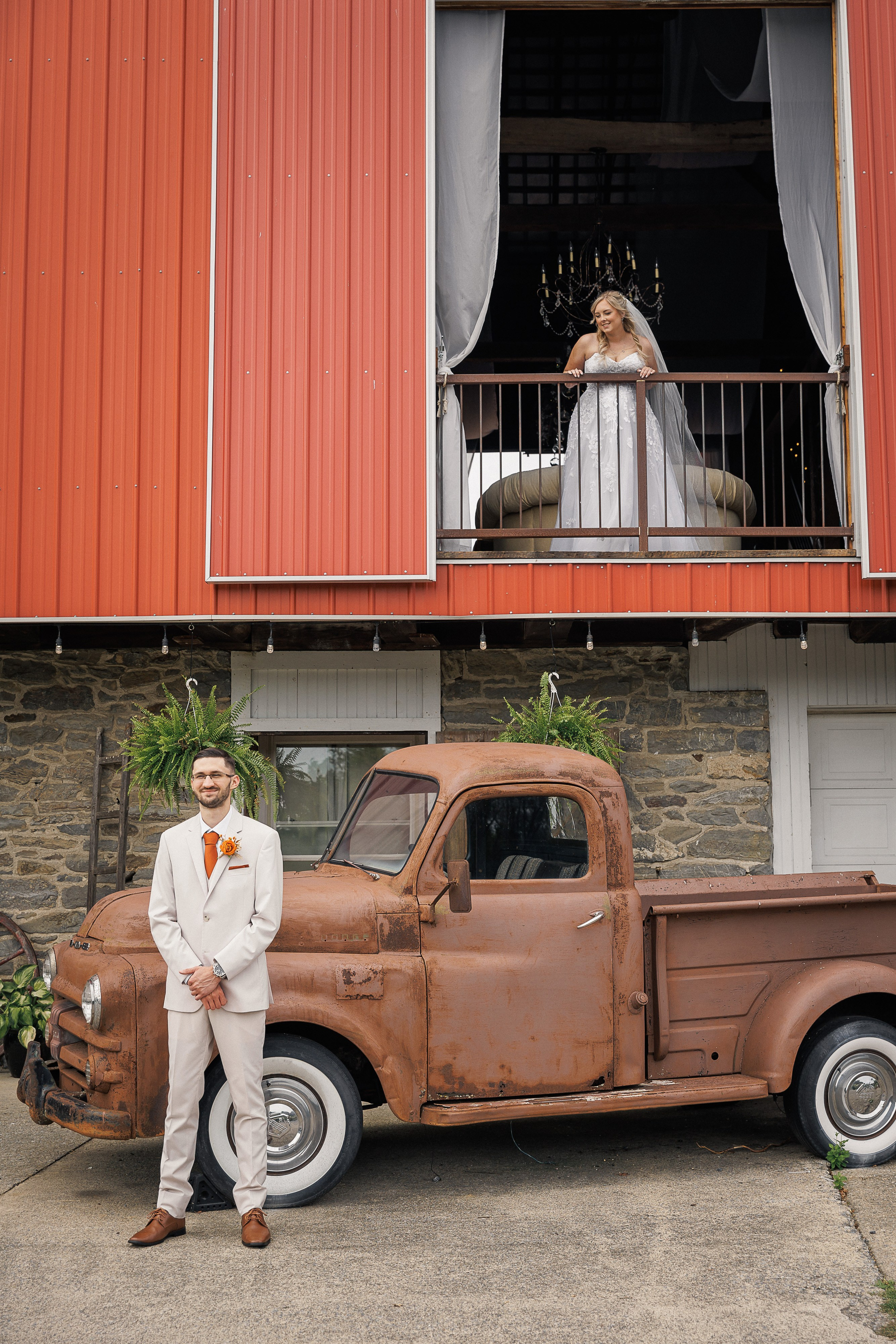 Wedding T&B. Family & Wedding Photographer in Schuylkill County, PA. Inna Nairn