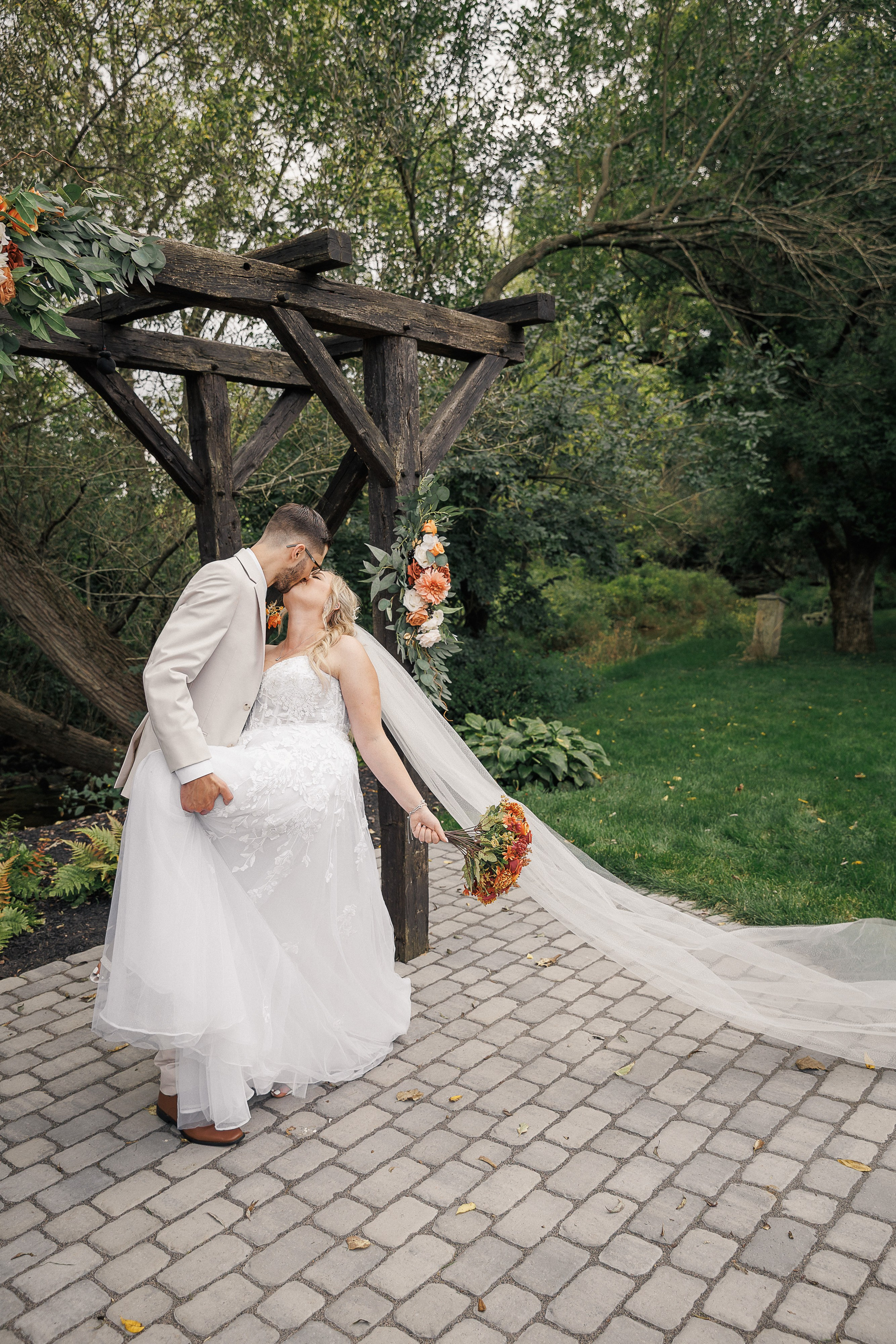 Wedding T&B. Family & Wedding Photographer in Schuylkill County, PA. Inna Nairn