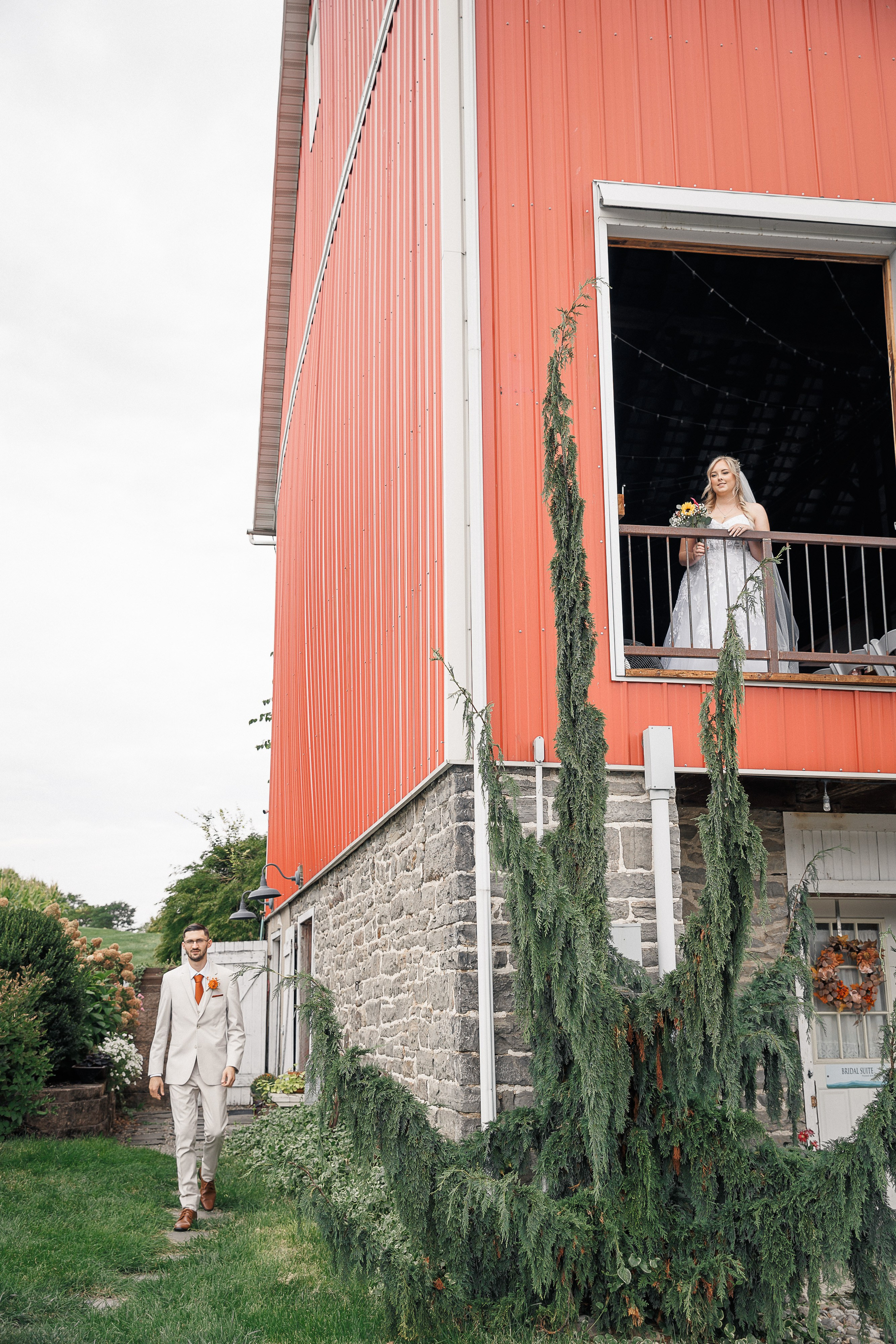 Wedding T&B. Family & Wedding Photographer in Schuylkill County, PA. Inna Nairn