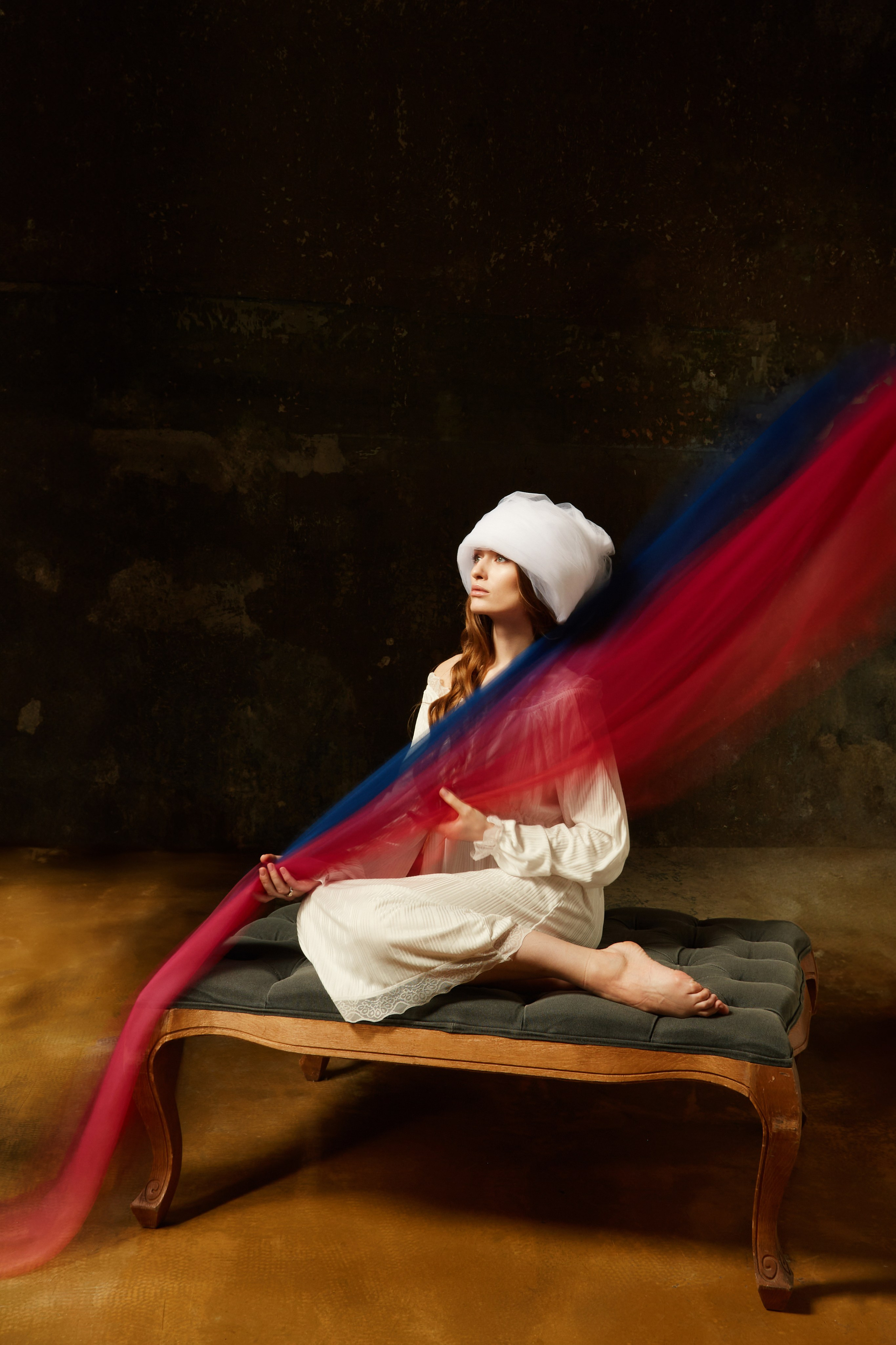 Портретные фотографии и контент съемки для экспертов. Портретный фотограф в Москве Купцова Юлия