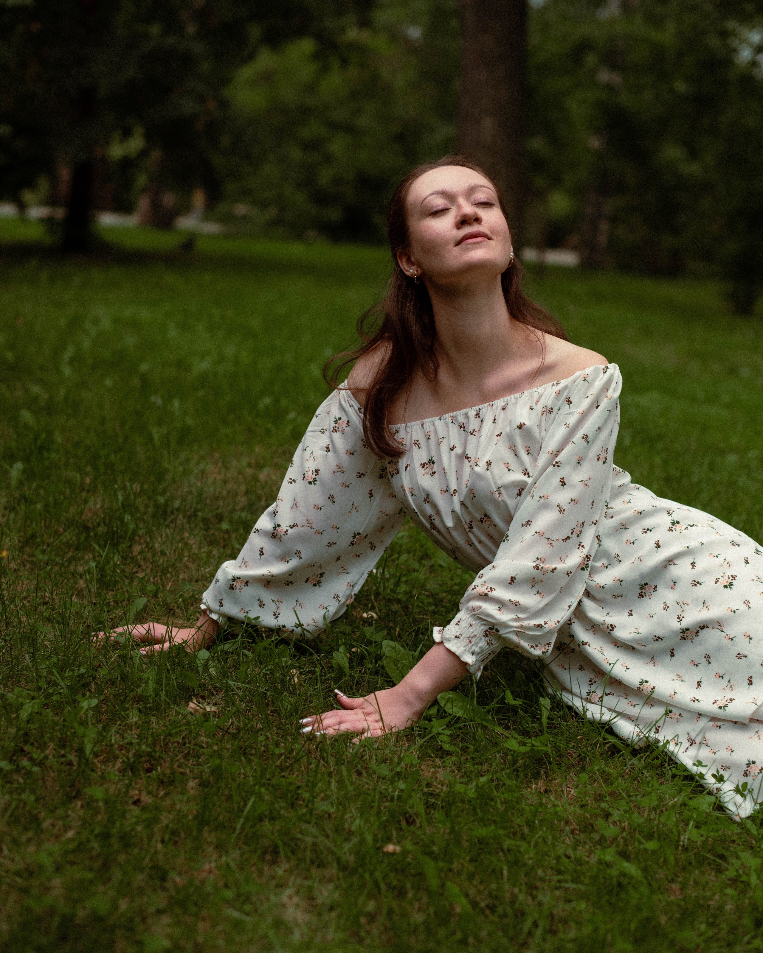 Настя. Женский фотограф. Создатель украшений ручной работы. Модель