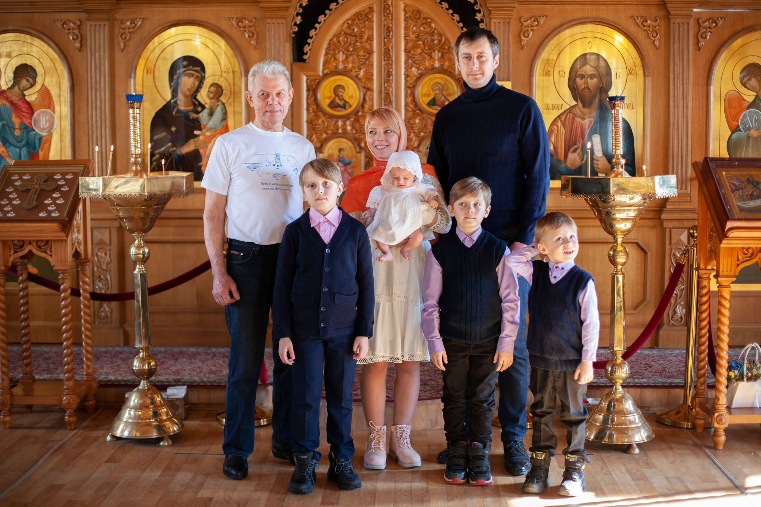 Крещение, стиль «Fuji Velvia 100». Фотограф на крещение/венчание