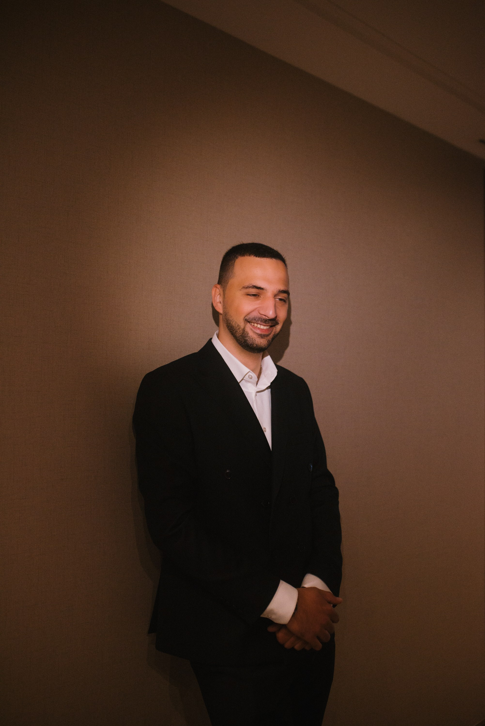 Александр & Ирина (отель/роспись). Свадебный, семейный, женский фотограф в Москве, Мытищах, Королёве Ксения Узилле