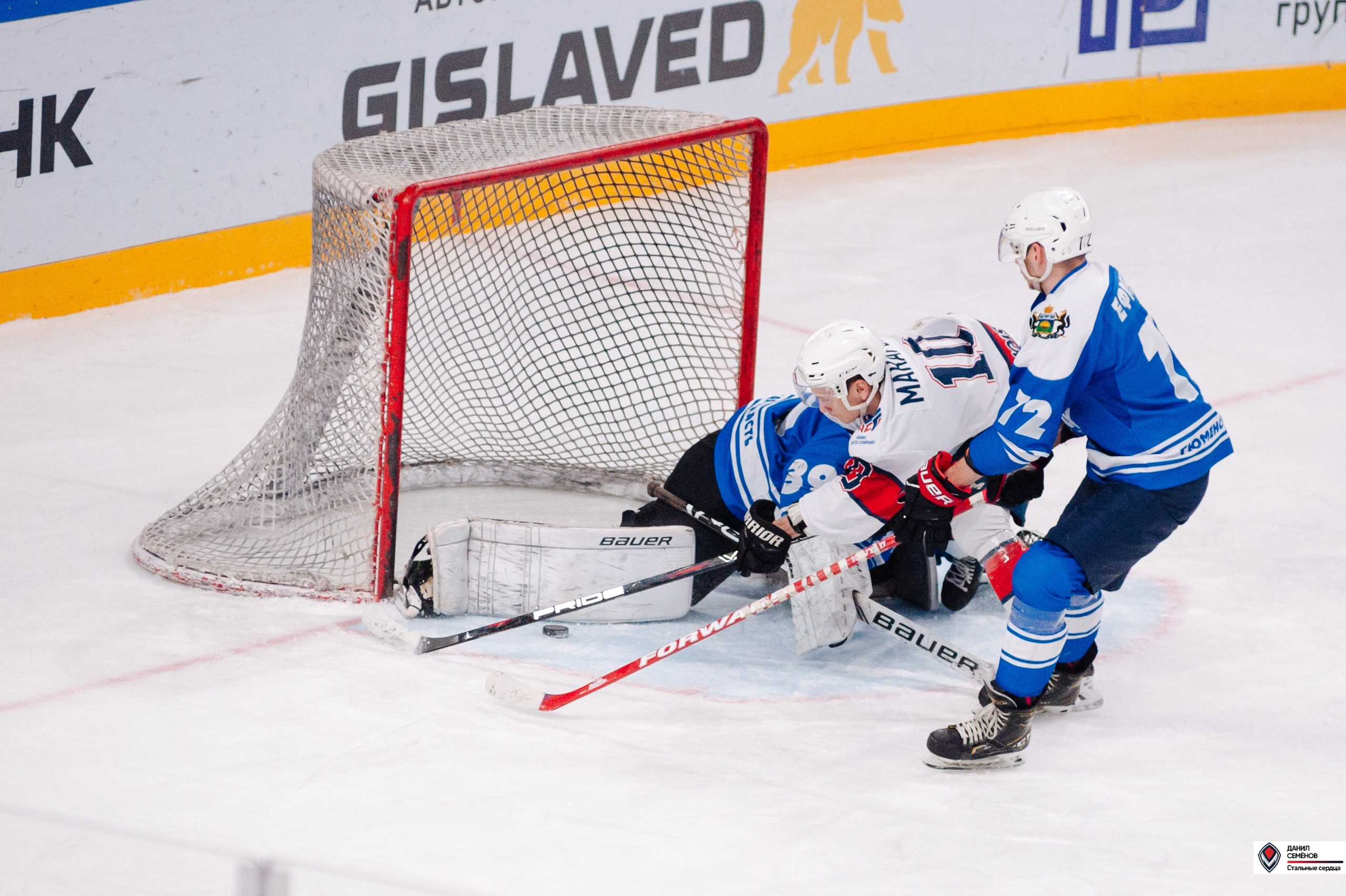 Чемпионат СХЛ. Стальные сердца — Газовик. Фотограф Магнитогорск Данил Семенов