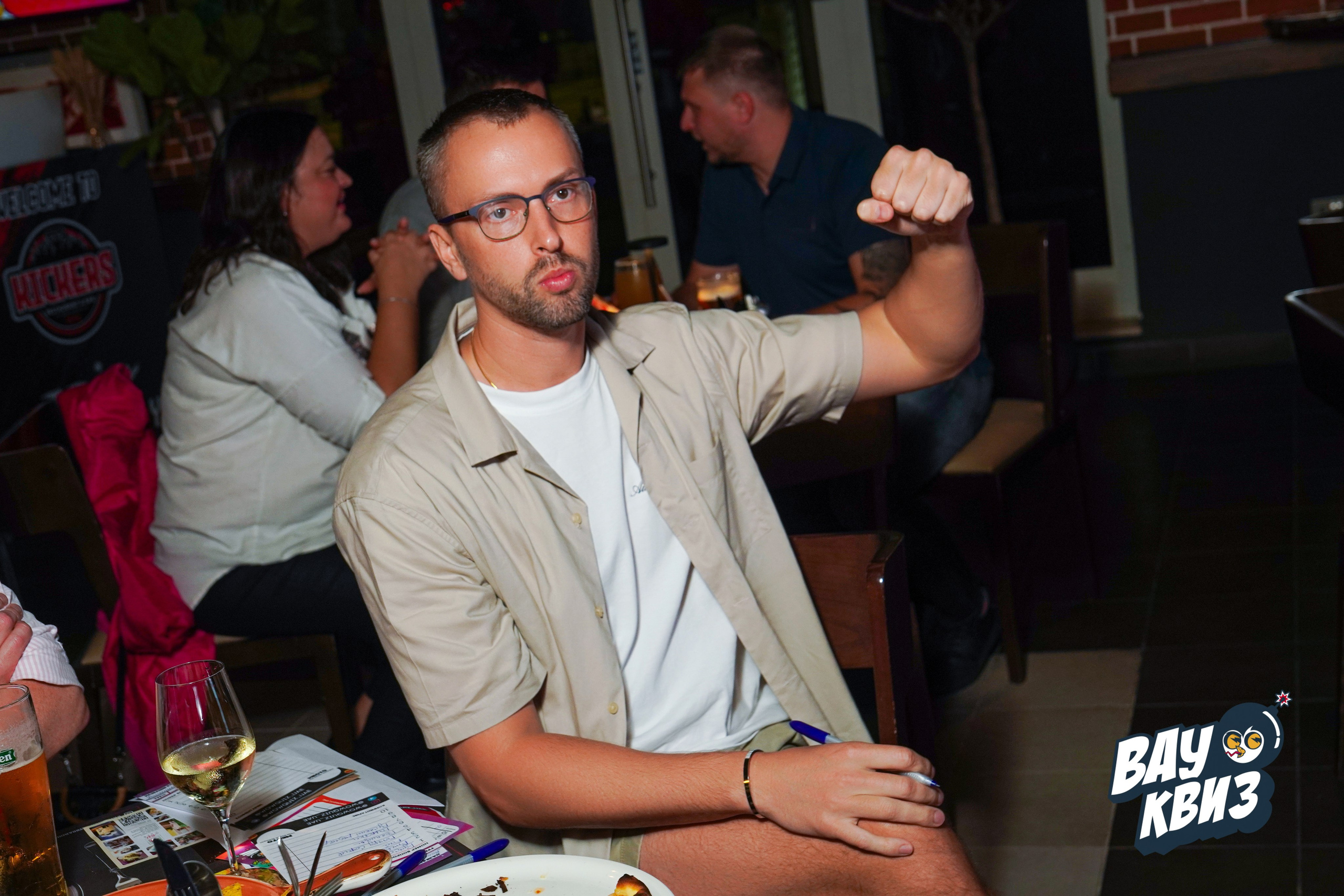 WOW QUIZ DUBAI. Фото | Видео Контент Мишель Ватаманюк