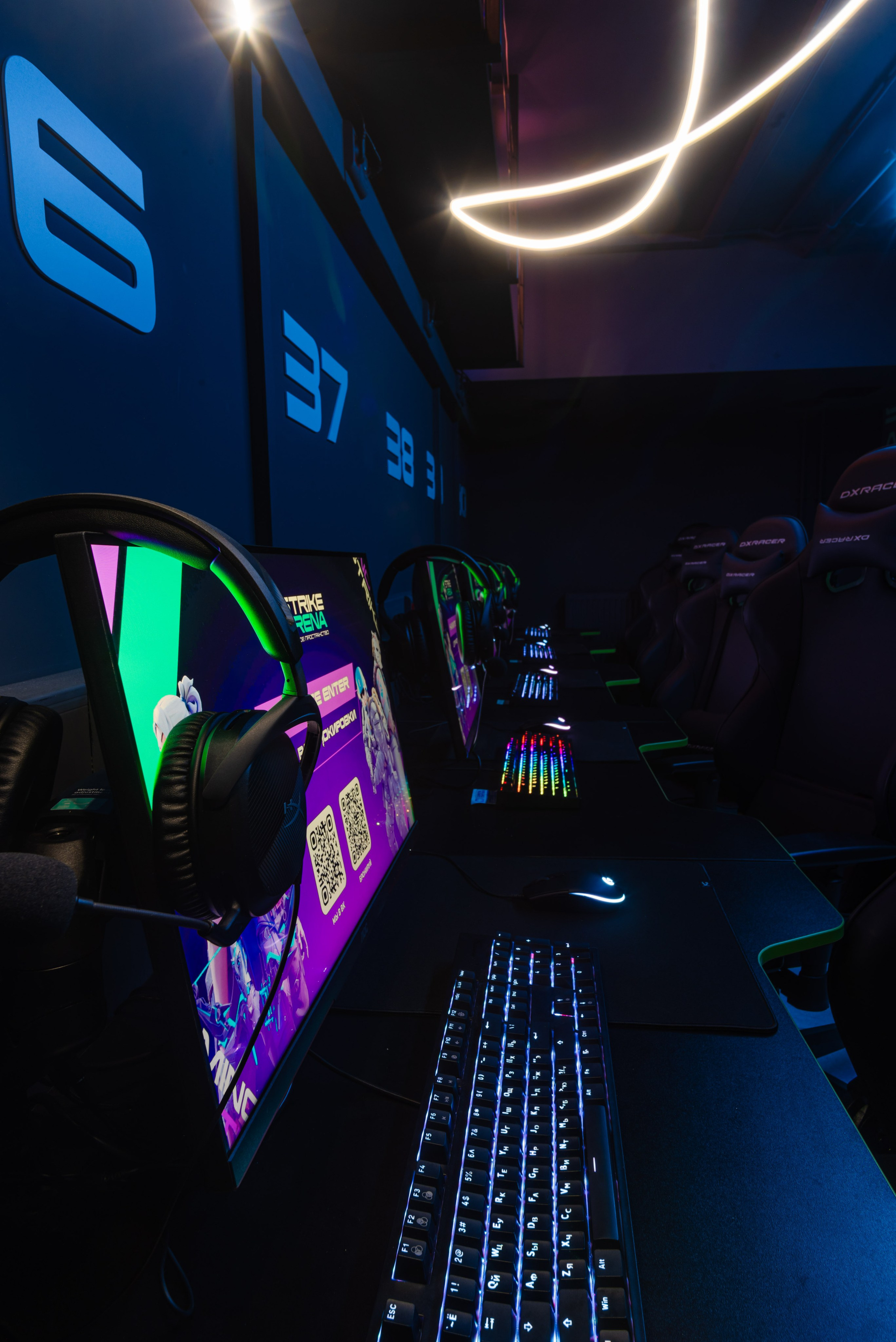 Фотосъемка для компьютерного клуба. Интерьерный и репортажный фотограф в Санкт-Петербурге