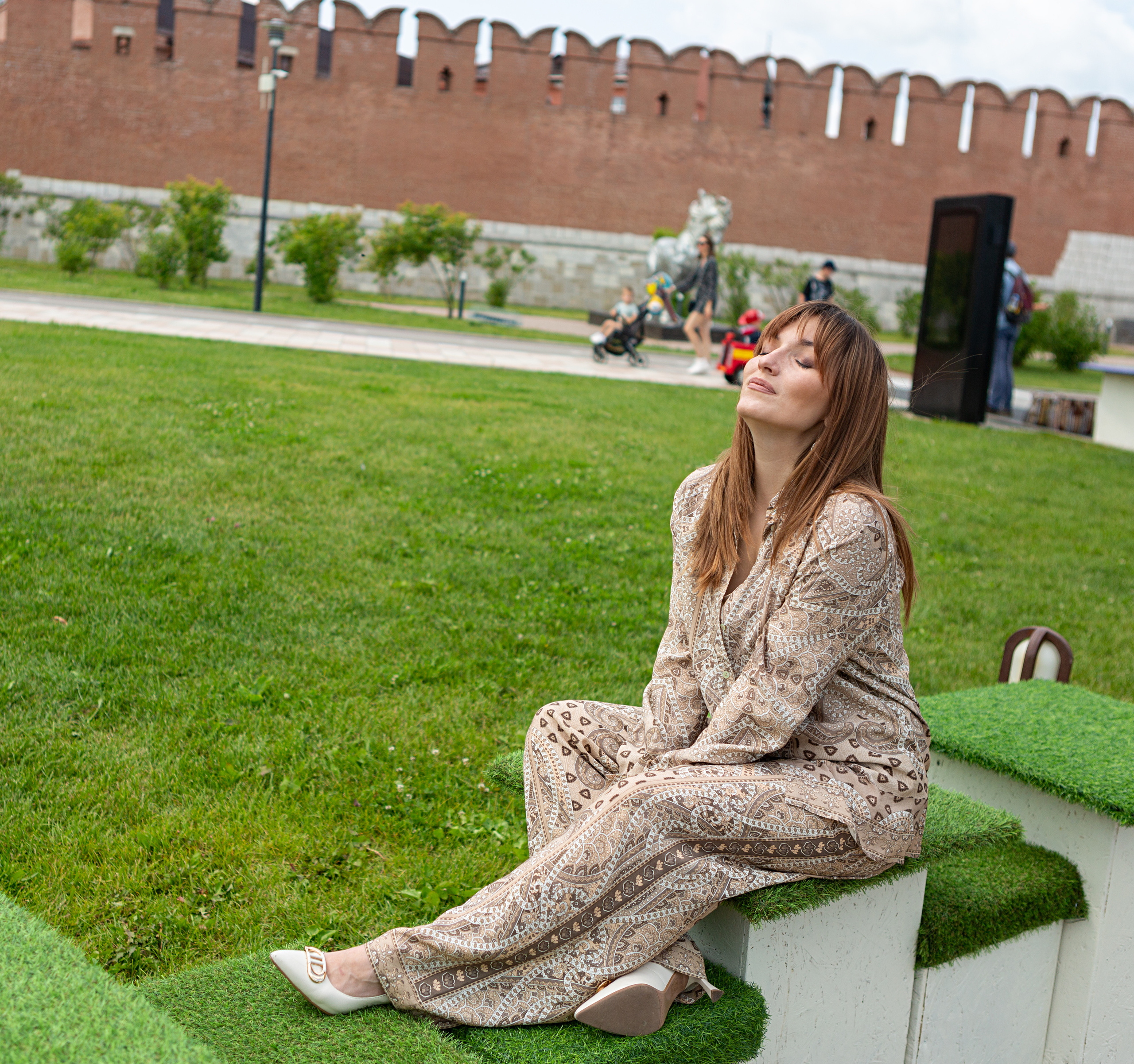 Любовь на прогулочной фотосессии