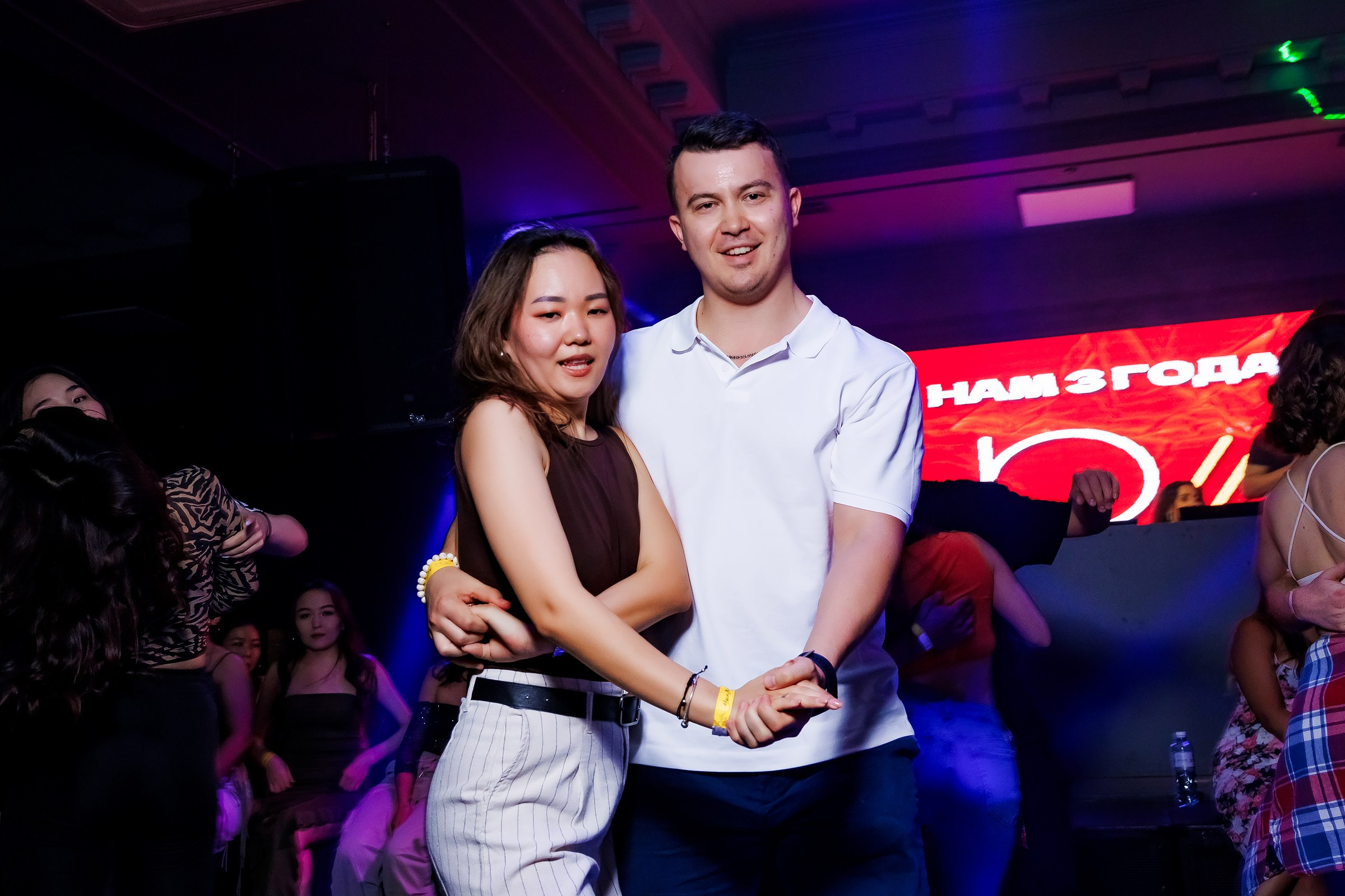 Bachata Party by Hola Dance. Репортажный фотограф в Алматы Каюпов Сержан