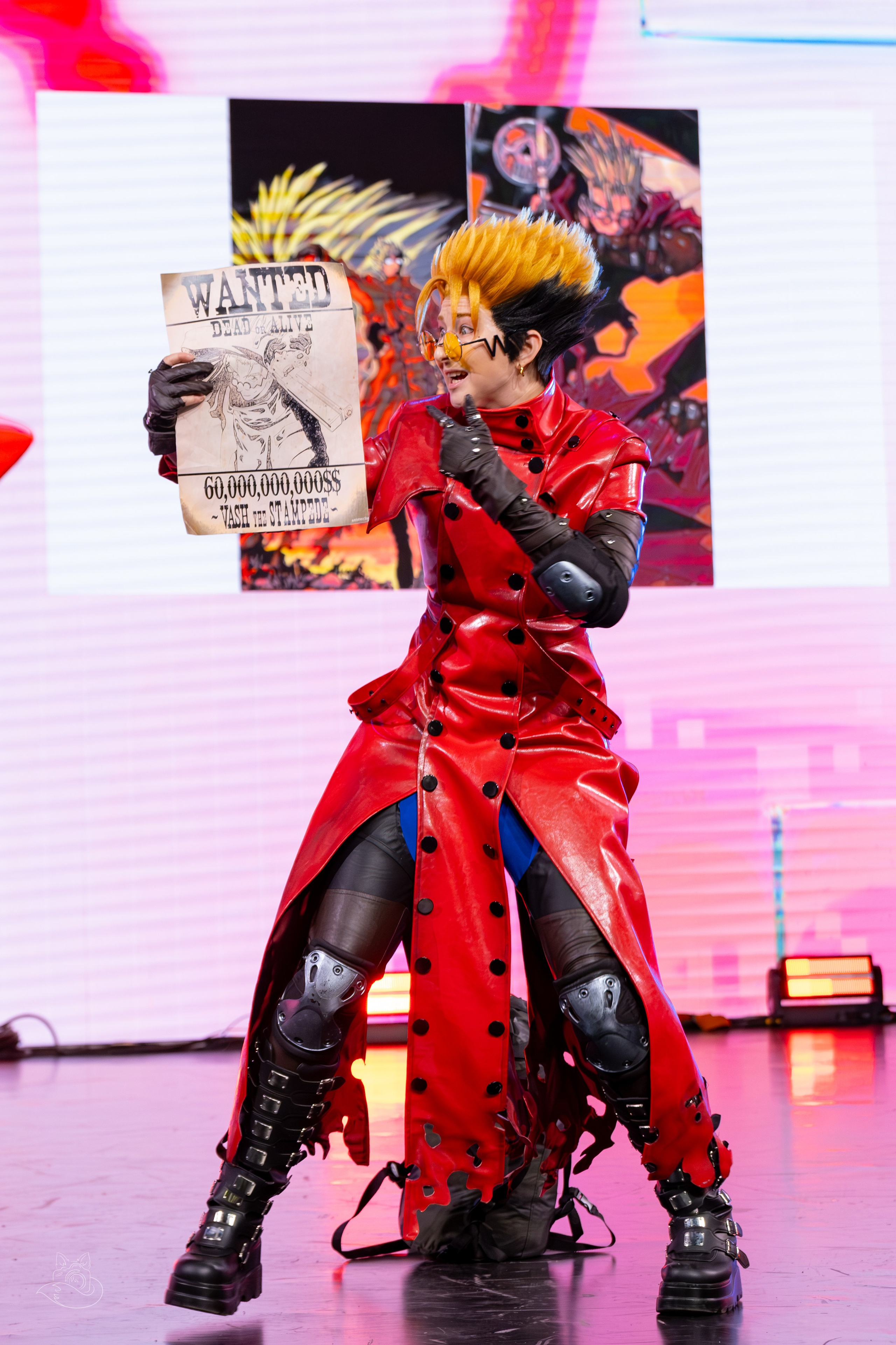 Сцена РЭД ЭКСПО 2024. Косплей фотограф