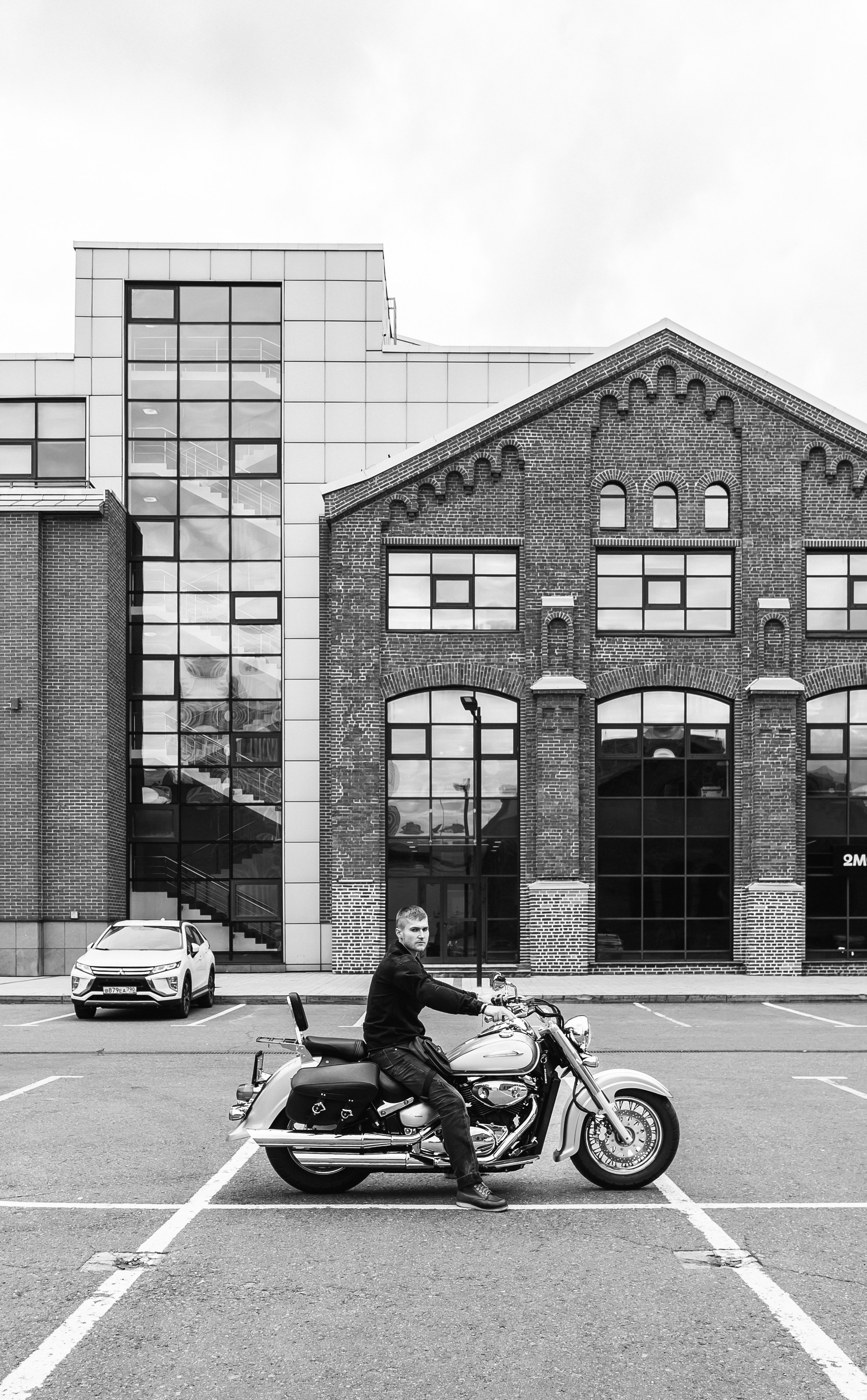 Олег и Сузуки. Наталия Фролова. Фотограф. Москва