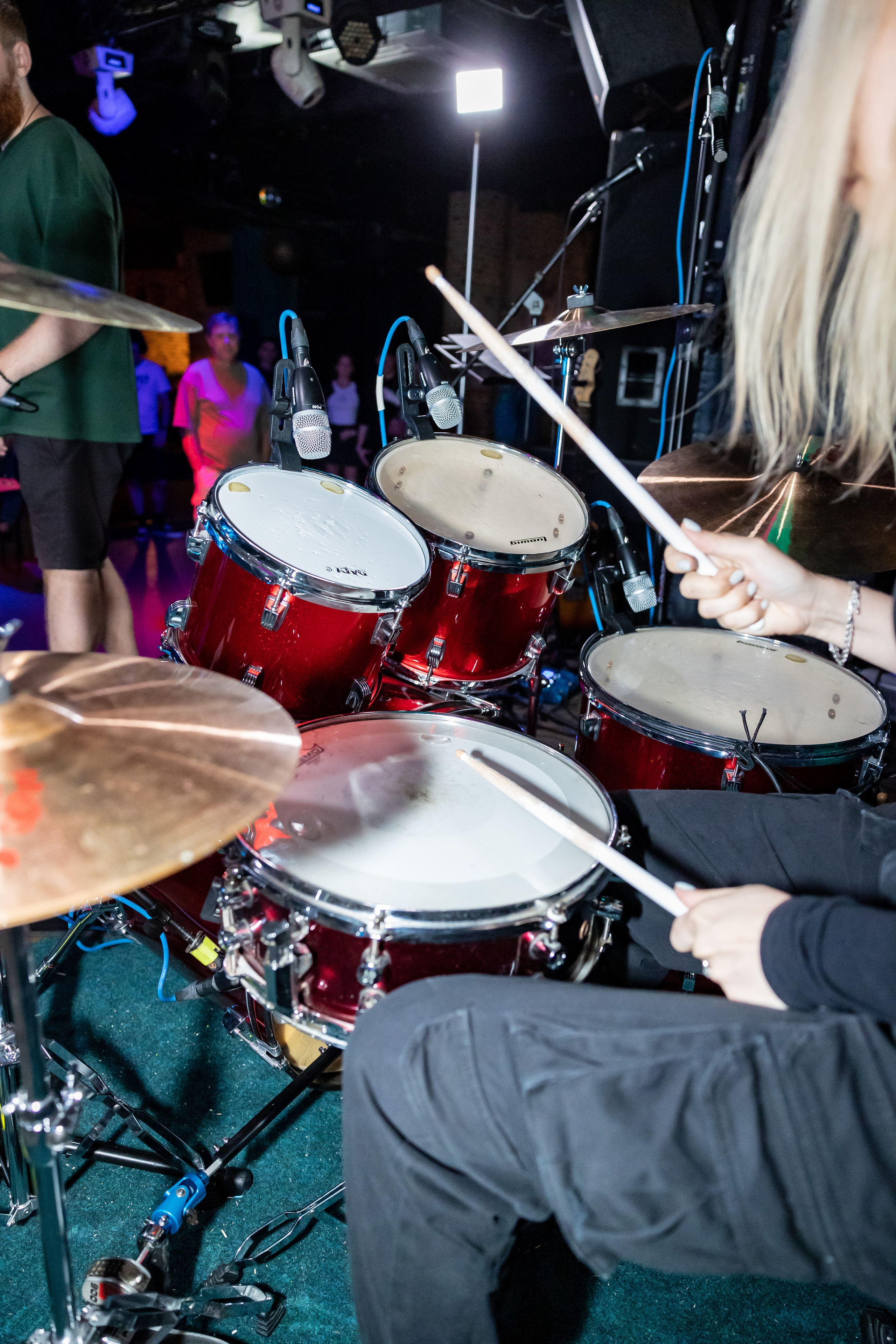 Концерт «Не Школа Барабанов» в Клубе «SOVA». Фотограф Владимир Охрименко