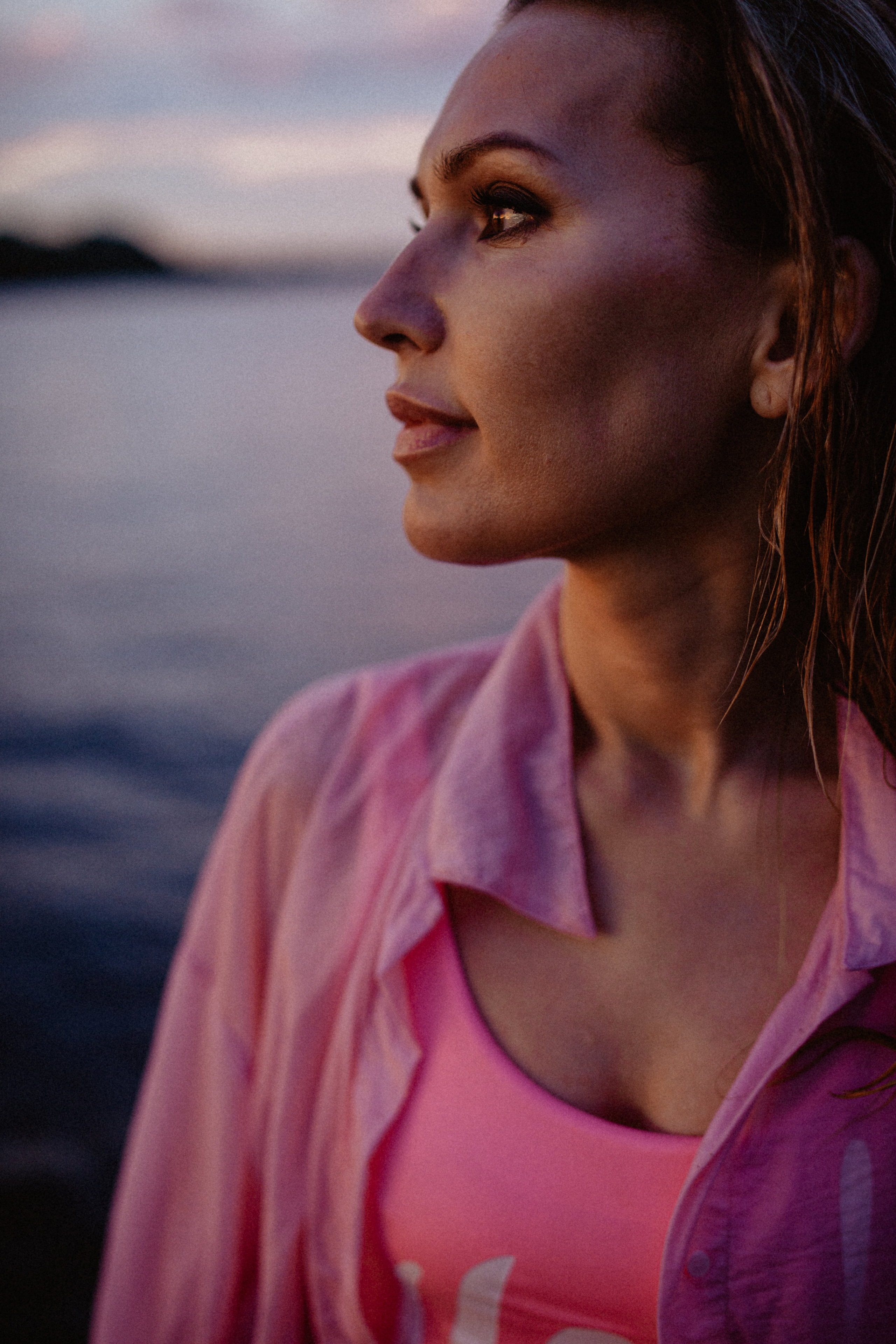 Ирина на Рождественской и на Гребном канале. Главная