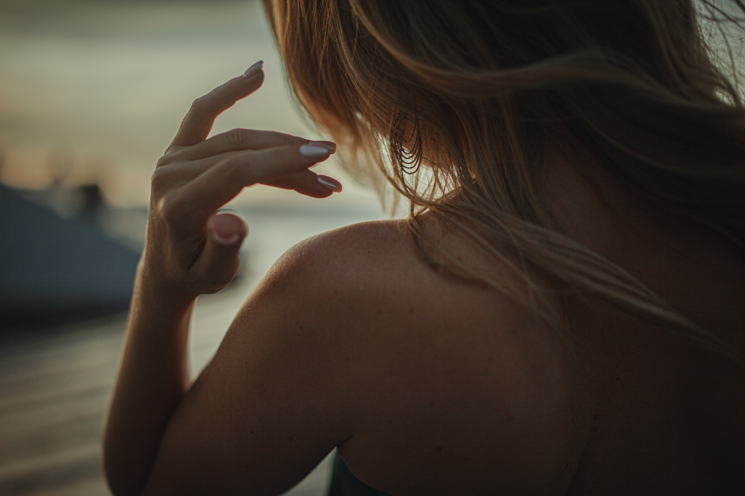 Ирина на Рождественской и на Гребном канале. Главная