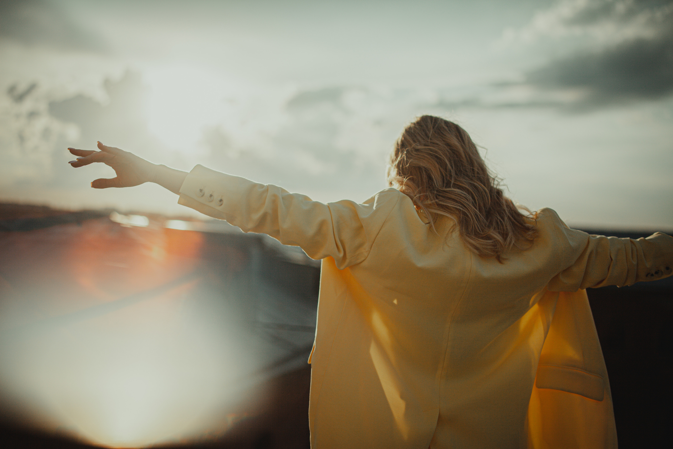 Ирина на Рождественской и на Гребном канале. Главная