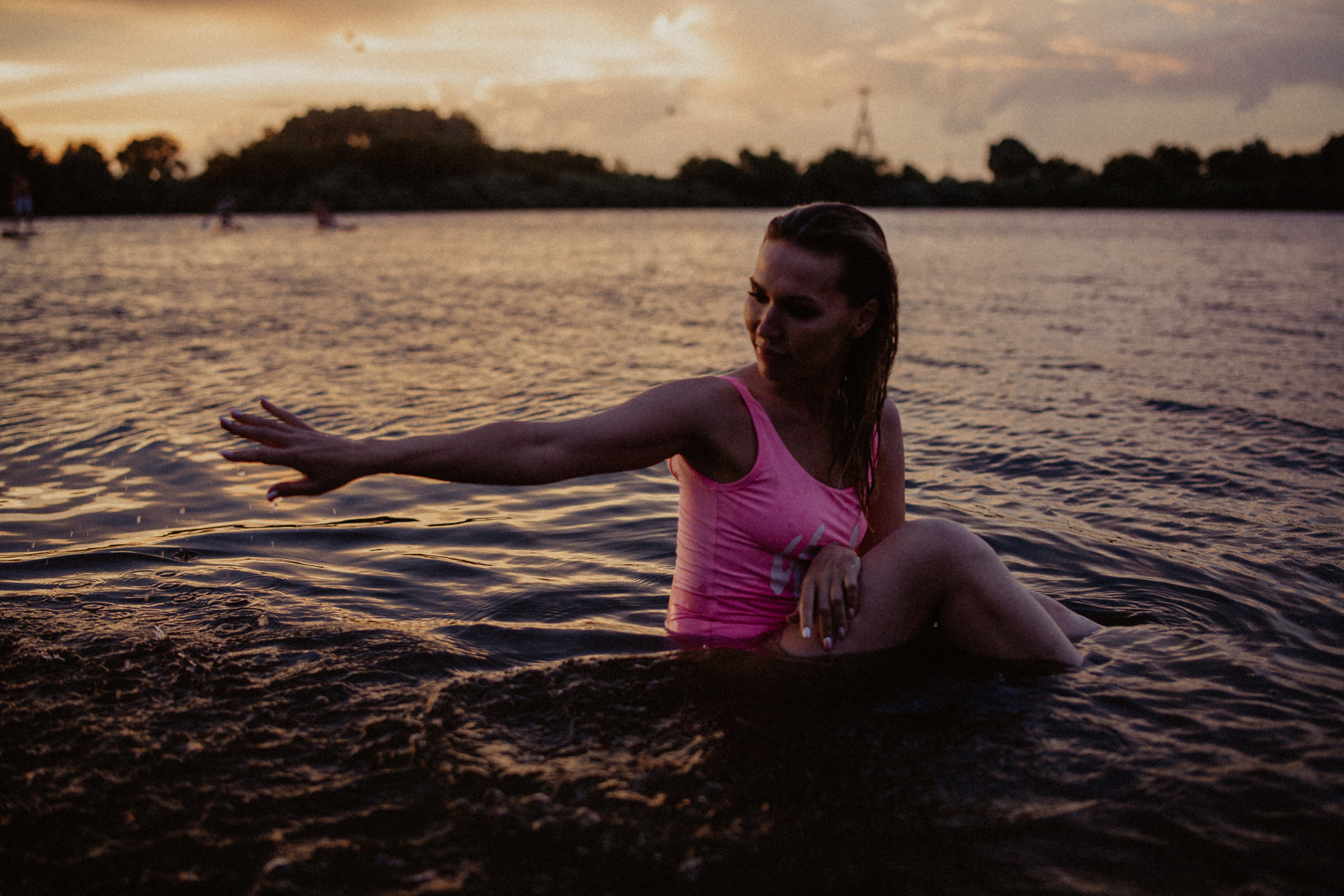 Ирина на Рождественской и на Гребном канале. Главная