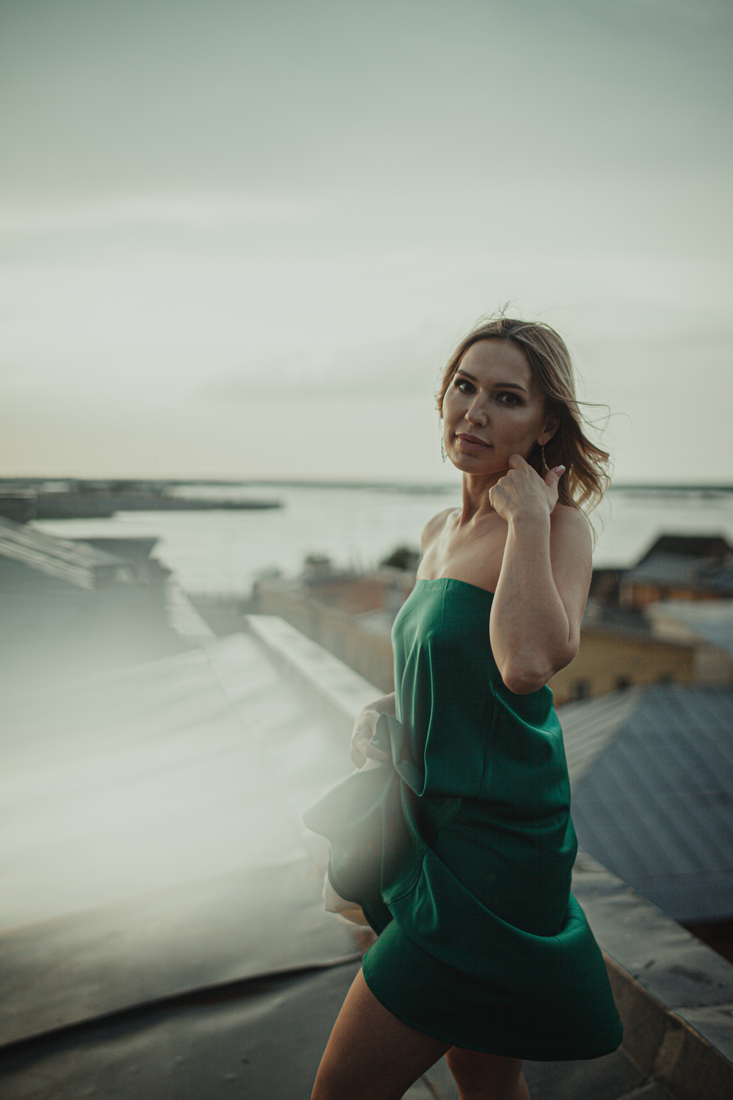 Ирина на Рождественской и на Гребном канале. Главная