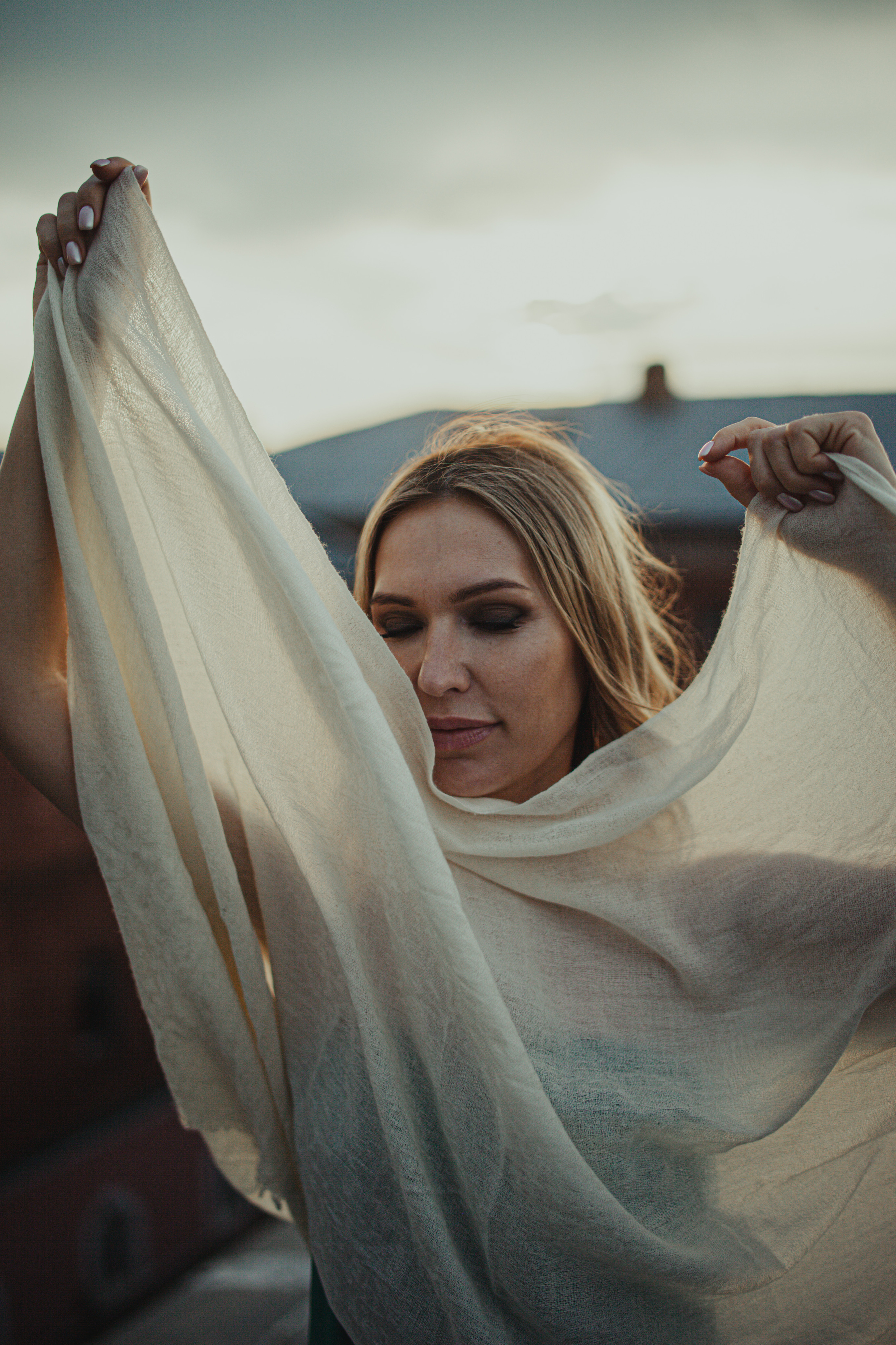 Ирина на Рождественской и на Гребном канале. Главная