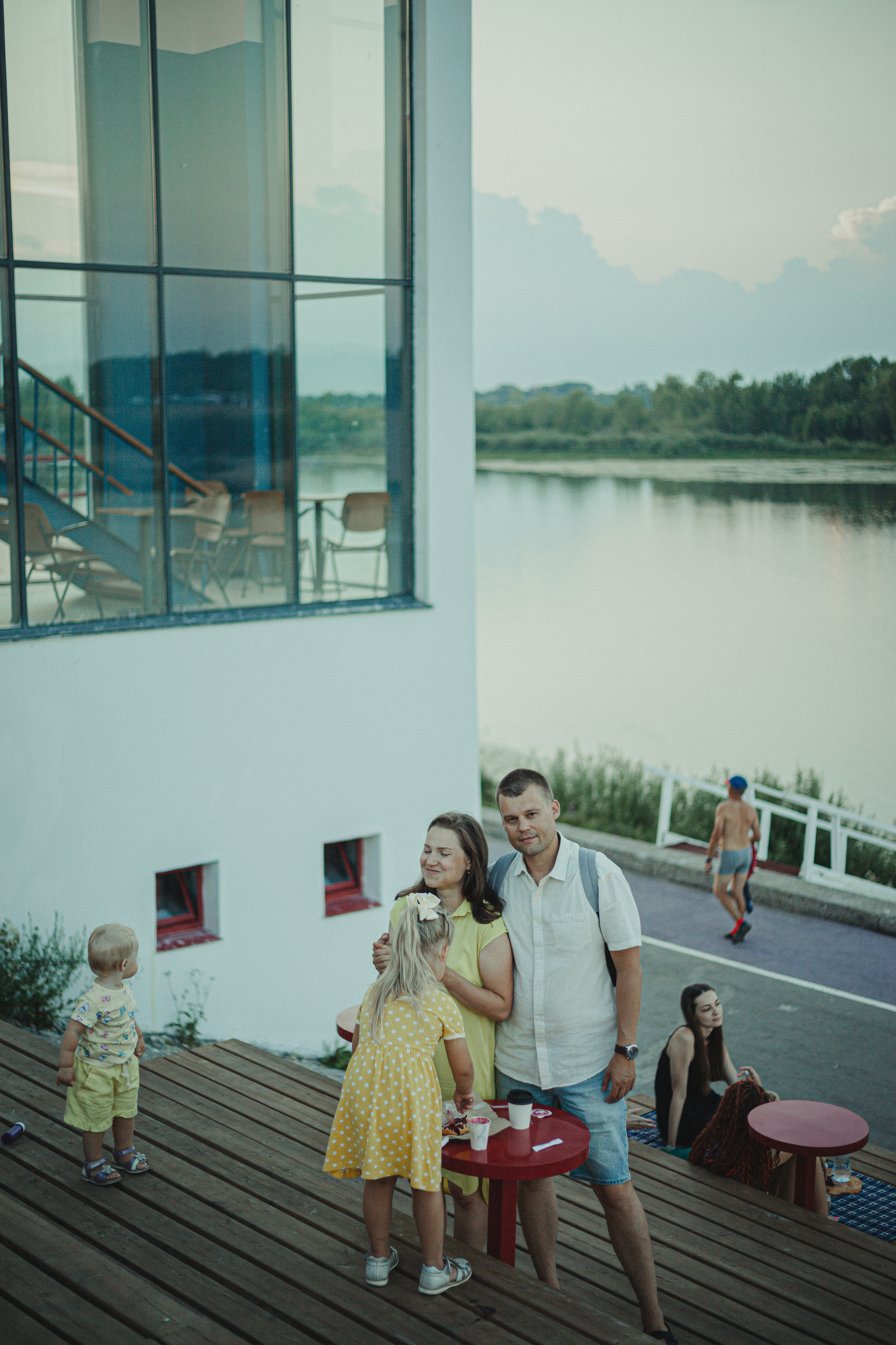 Семья Галкиных на Гребном канале. Главная