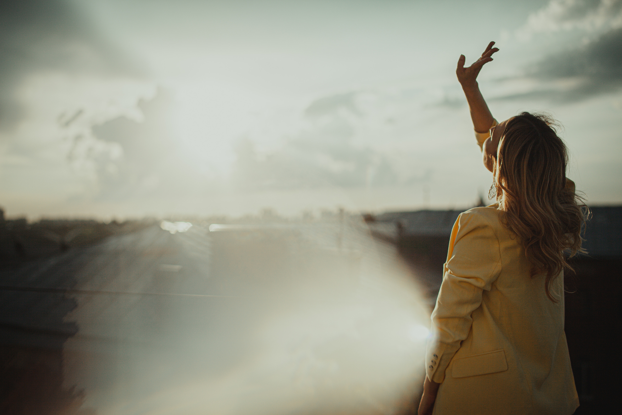 Ирина на Рождественской и на Гребном канале. Главная