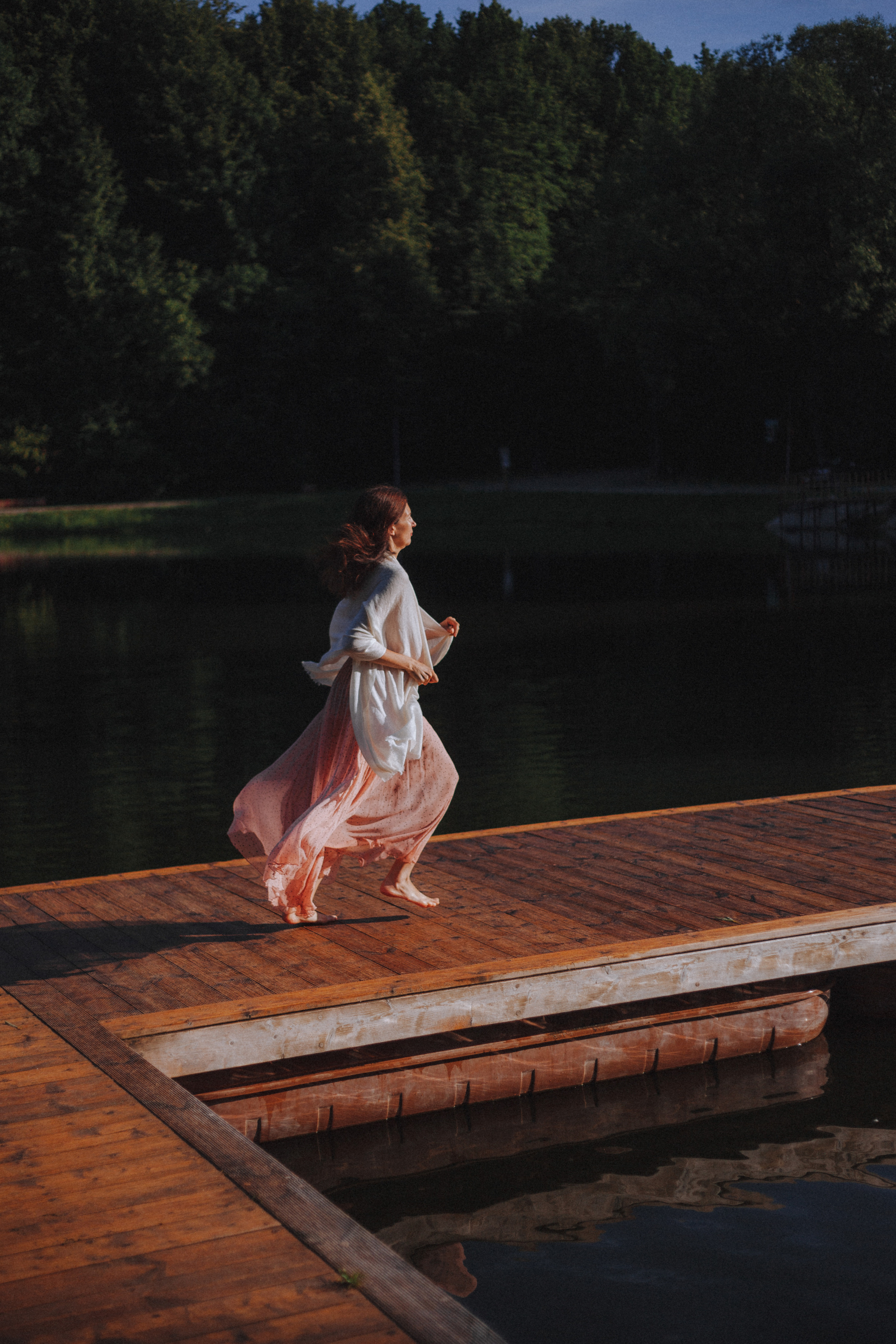 Елена на Щелковском хуторе. Главная