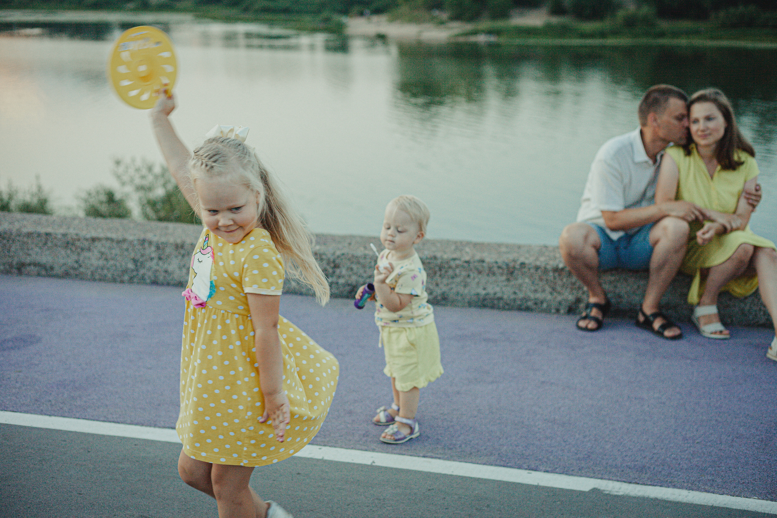 Семья Галкиных на Гребном канале. Главная