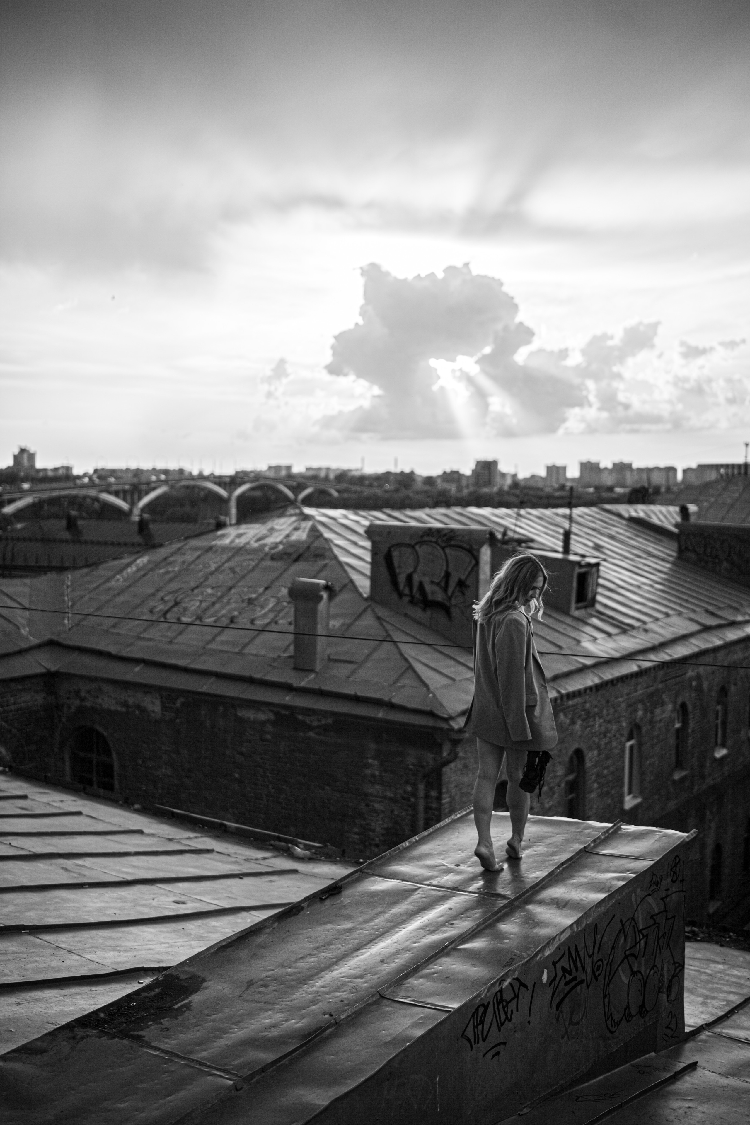 Ирина на Рождественской и на Гребном канале. Главная