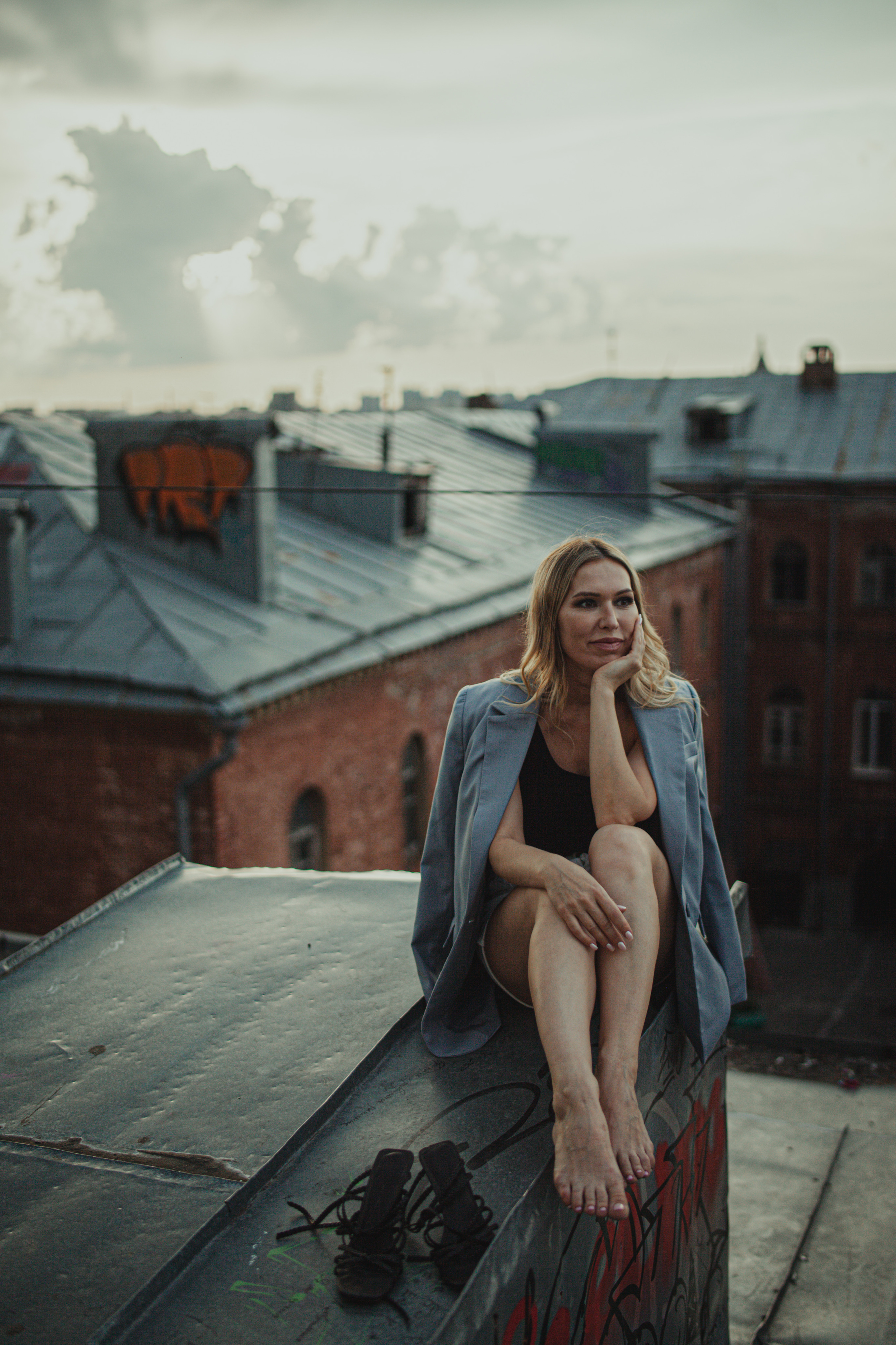 Ирина на Рождественской и на Гребном канале. Главная