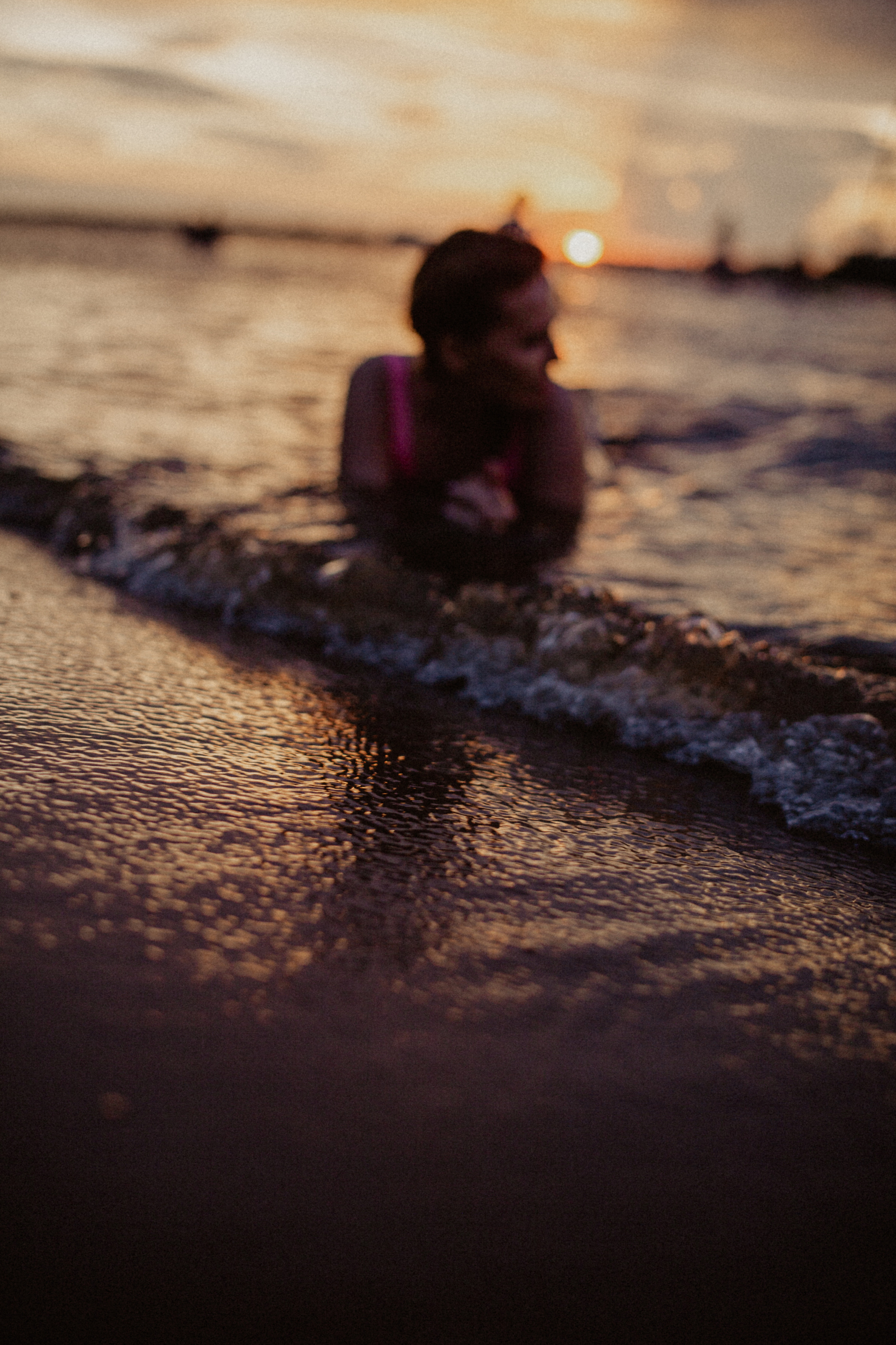 Ирина на Рождественской и на Гребном канале. Главная