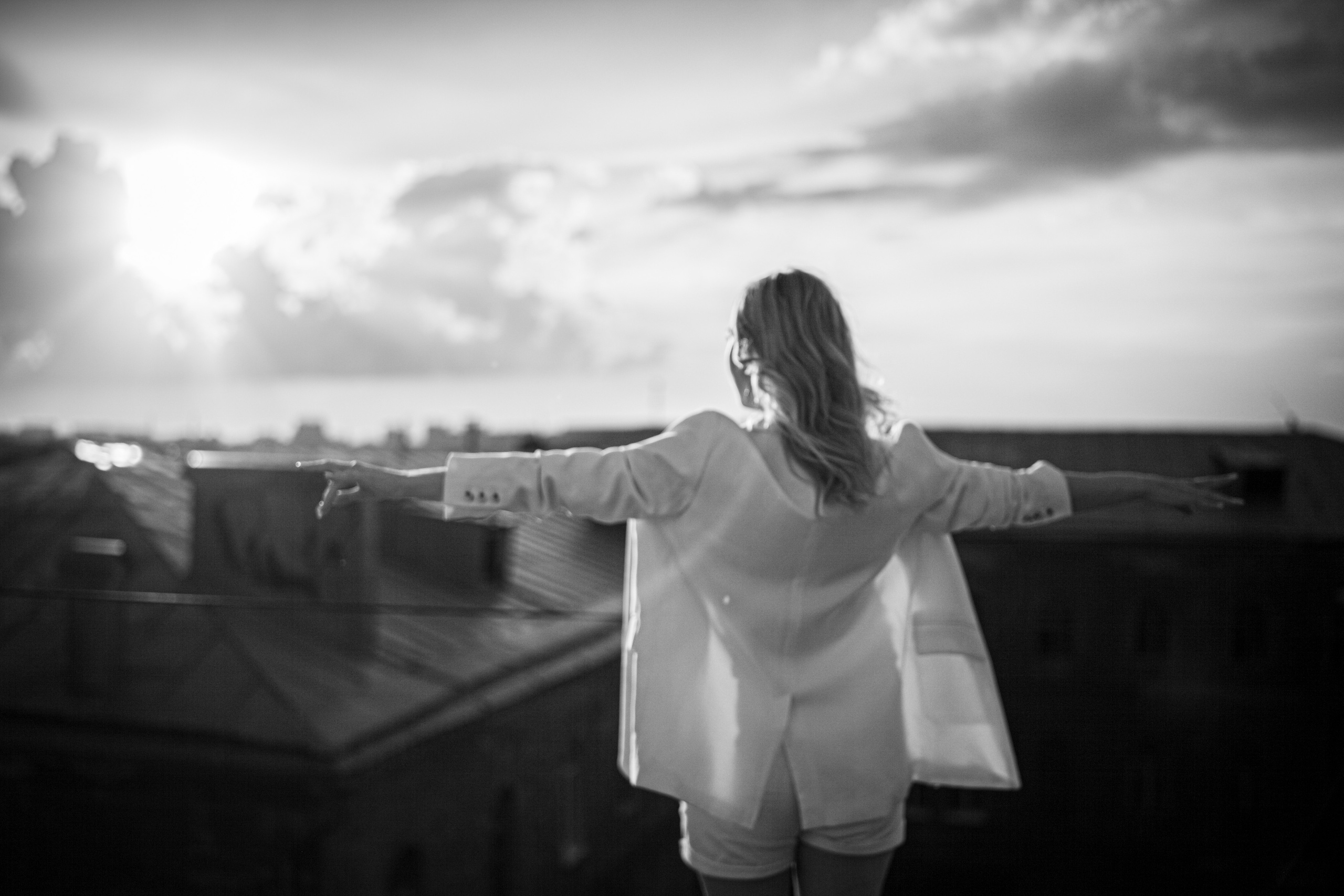 Ирина на Рождественской и на Гребном канале. Главная