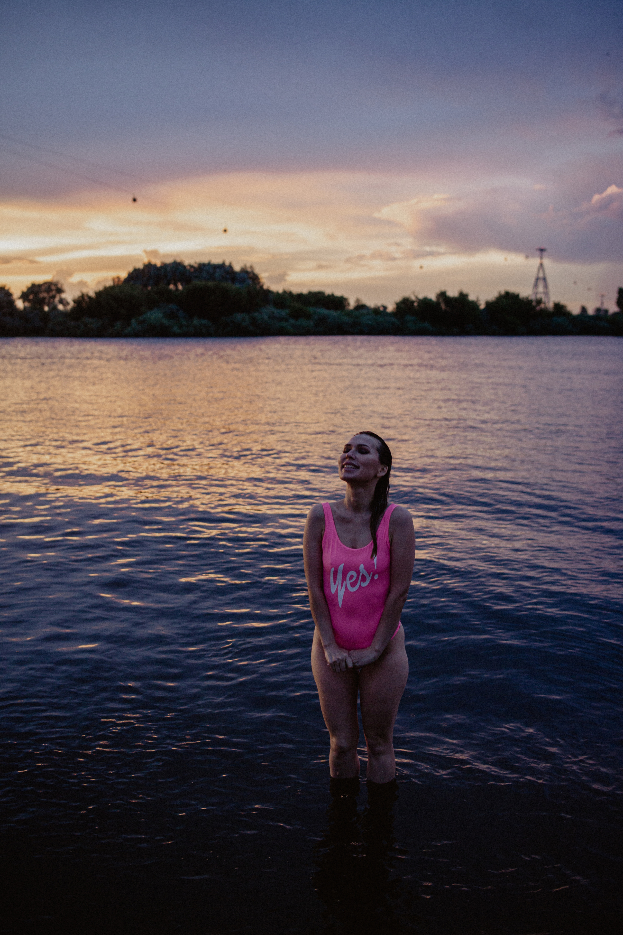 Ирина на Рождественской и на Гребном канале. Главная