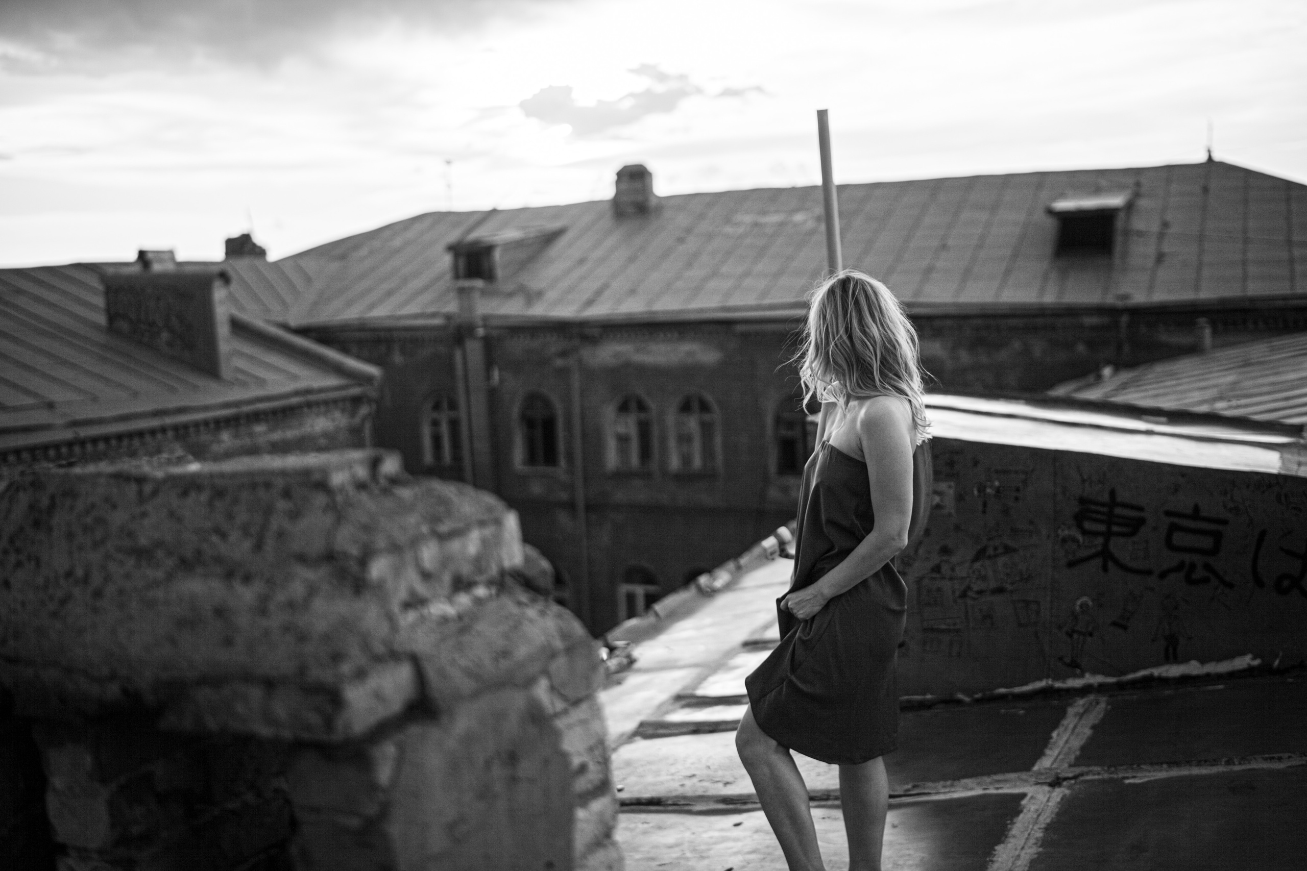 Ирина на Рождественской и на Гребном канале. Главная