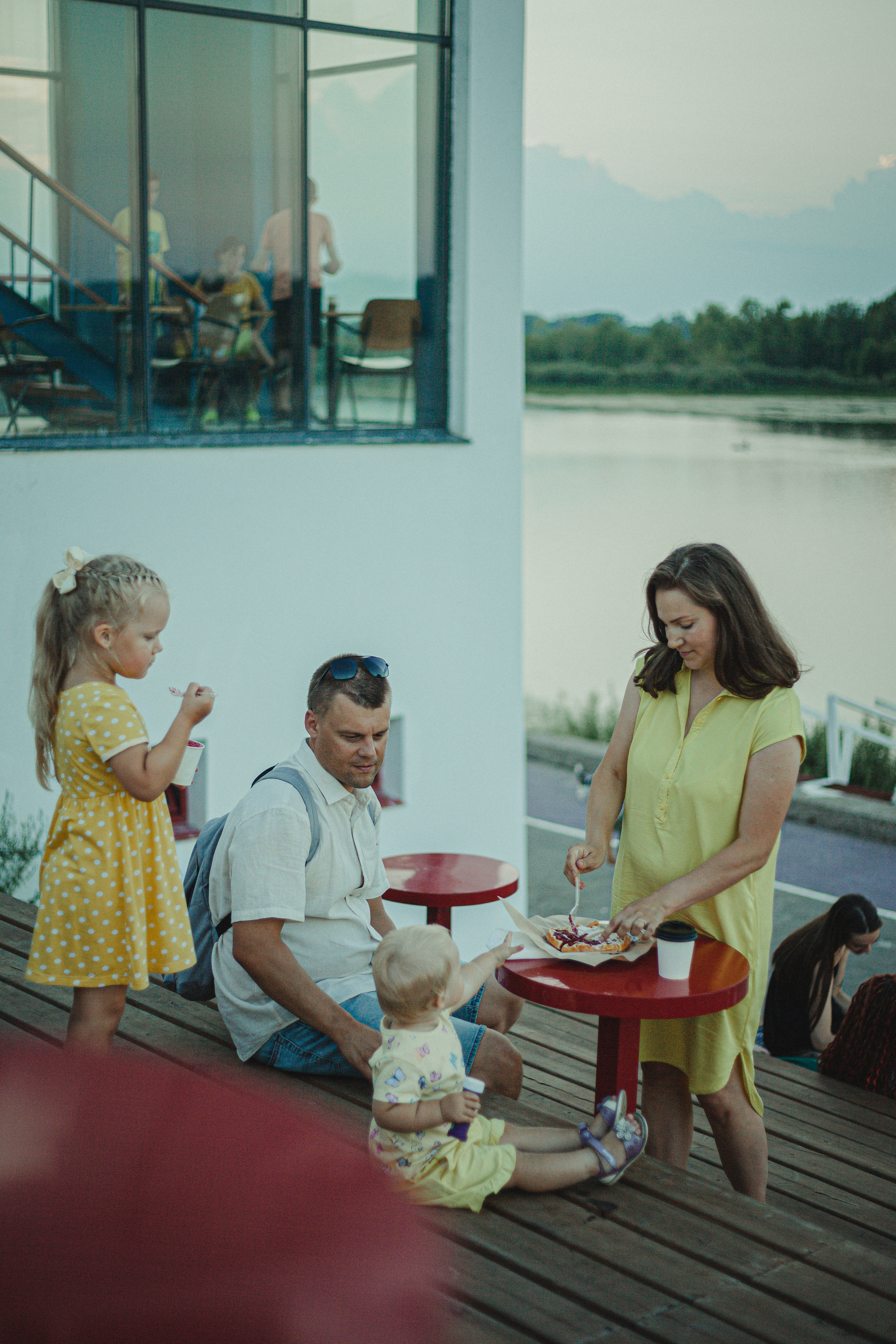 Семья Галкиных на Гребном канале. Главная