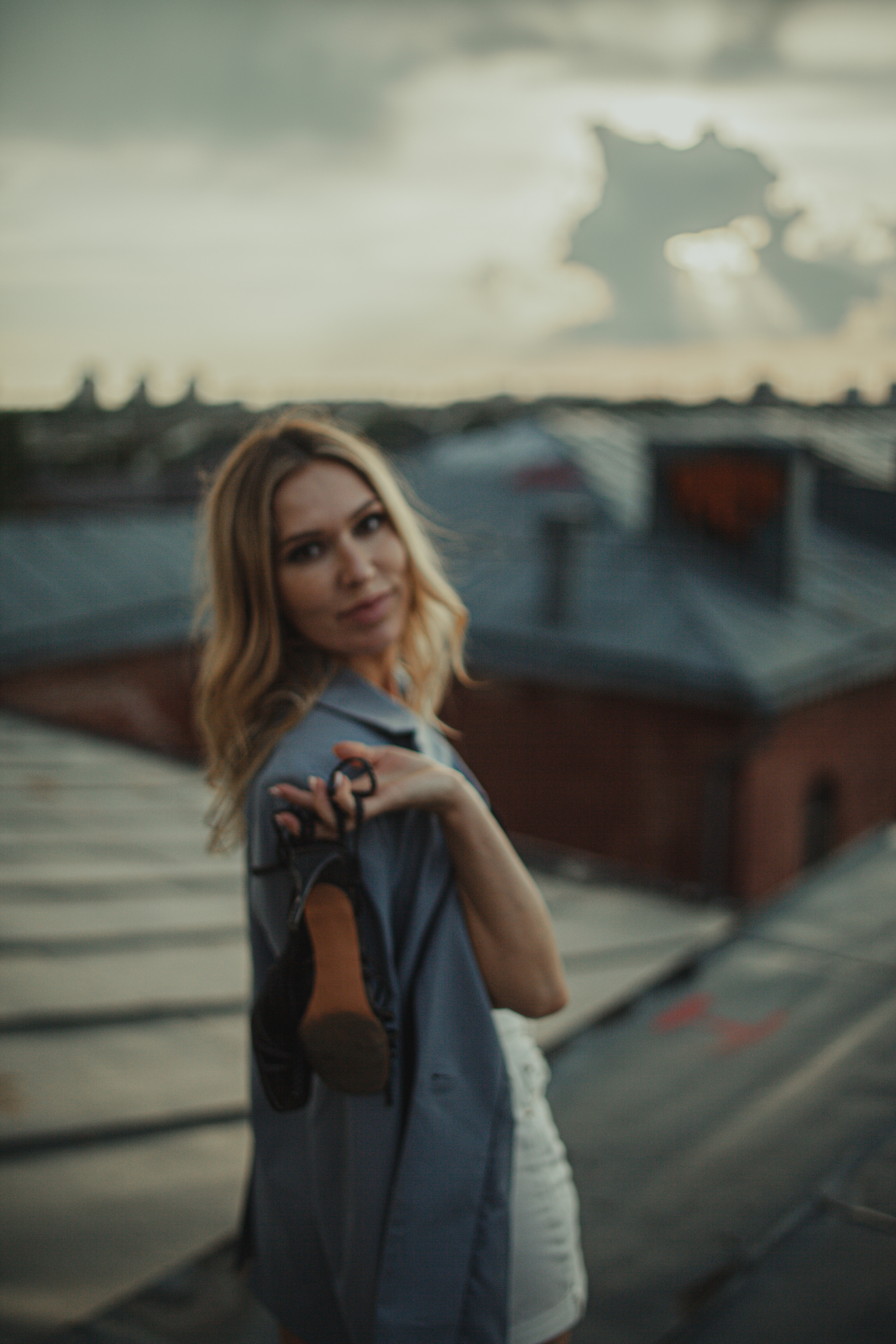 Ирина на Рождественской и на Гребном канале. Главная