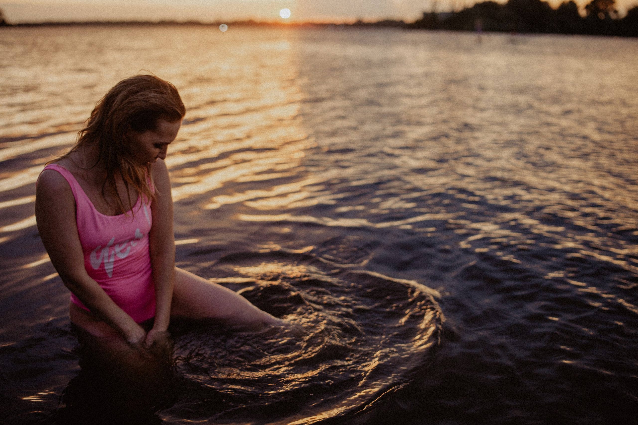 Ирина на Рождественской и на Гребном канале. Главная