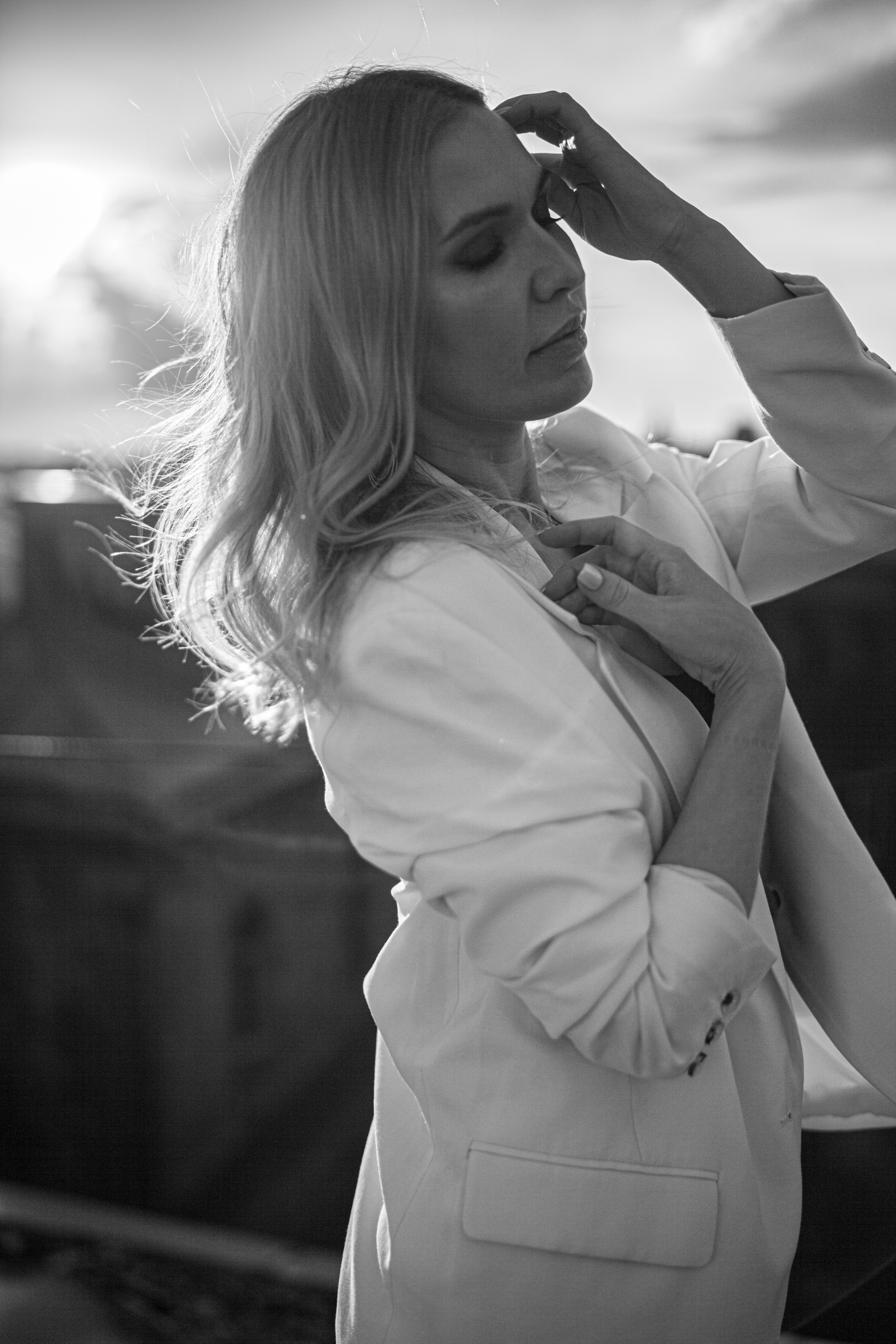 Ирина на Рождественской и на Гребном канале. Главная