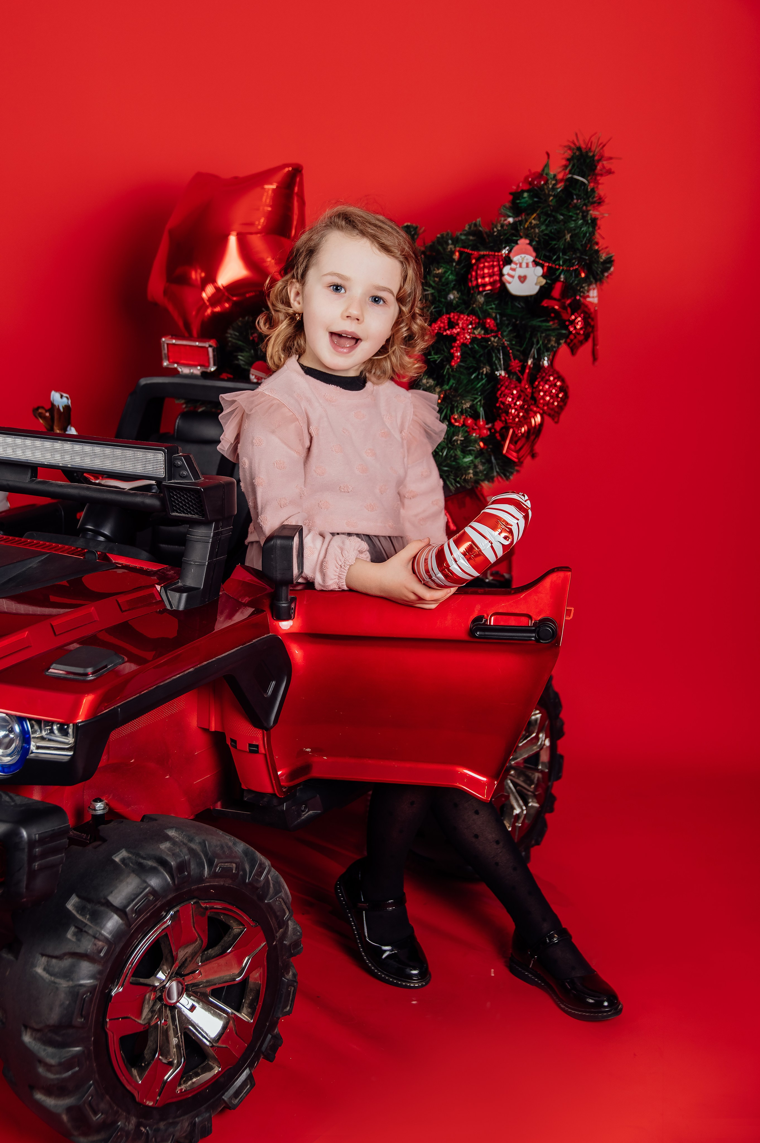 КРАСНЫЙ НОВЫЙ ГОД. Детский и семейный фотограф Катерина Мишина