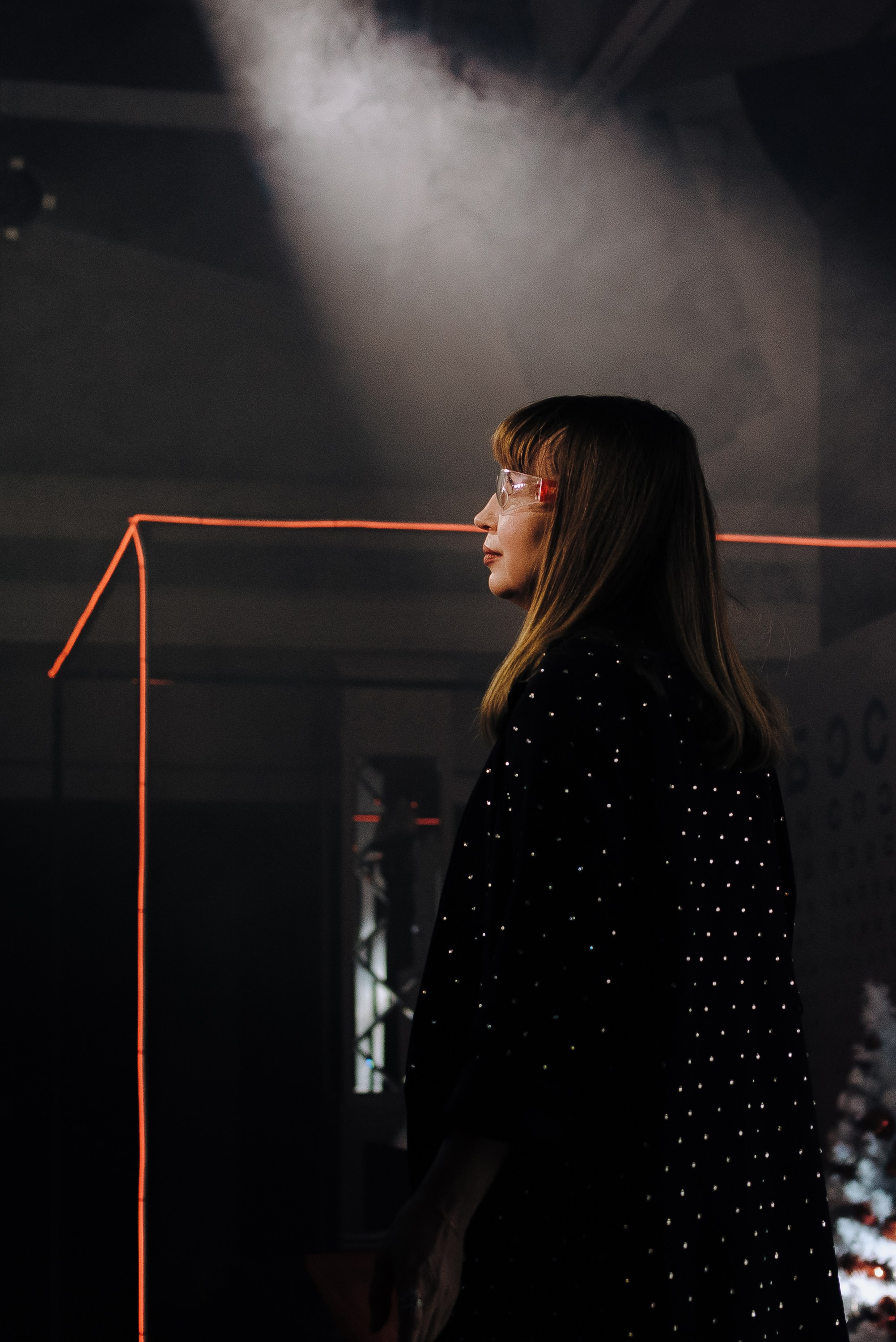 СПЕКТАКЛЬ «ВОЛШЕБНЫЕ ОЧКИ» ОПТИК-ЦЕНТР. Репортажный фотограф Зуев Роман г. Челябинск