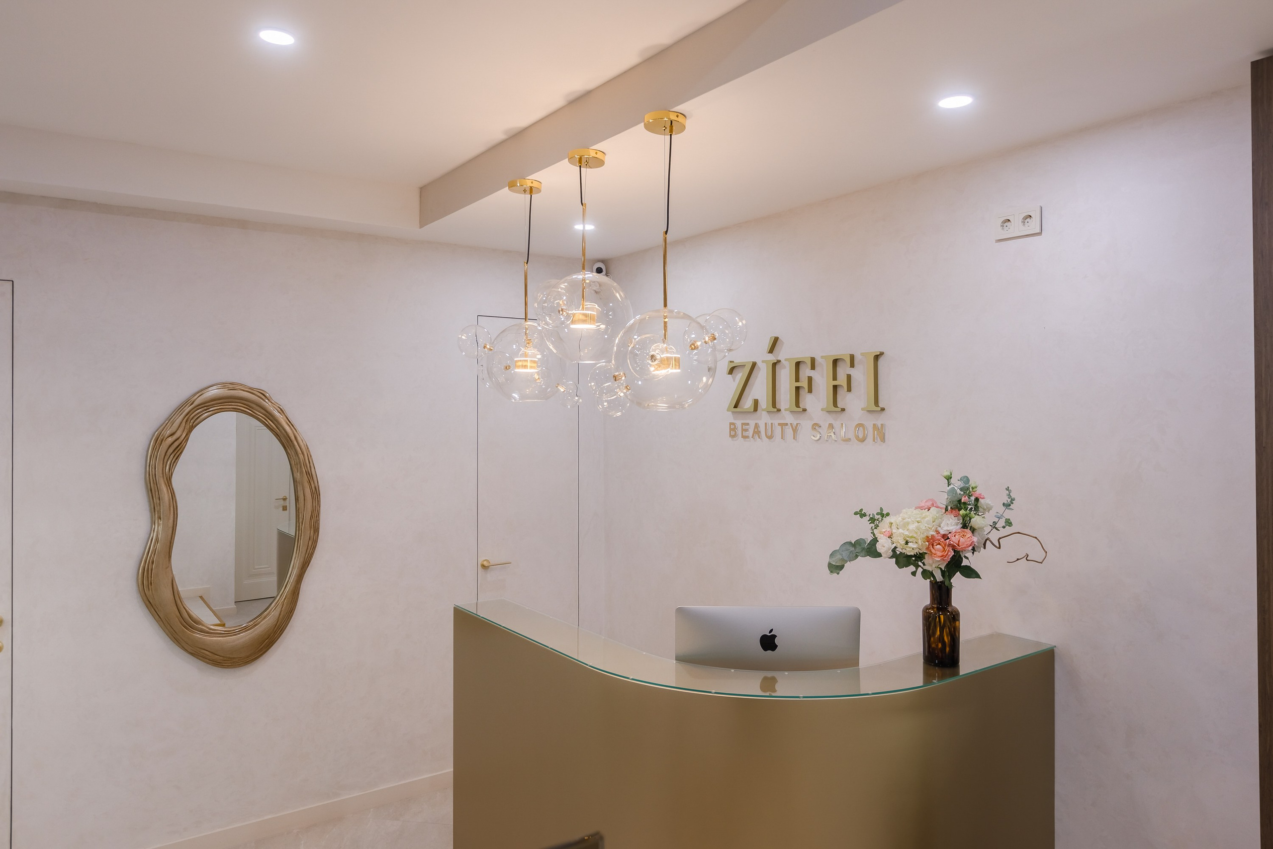 Интерьерная съемка салона красоты. Интерьерный фотограф в Москве Роман Потапов