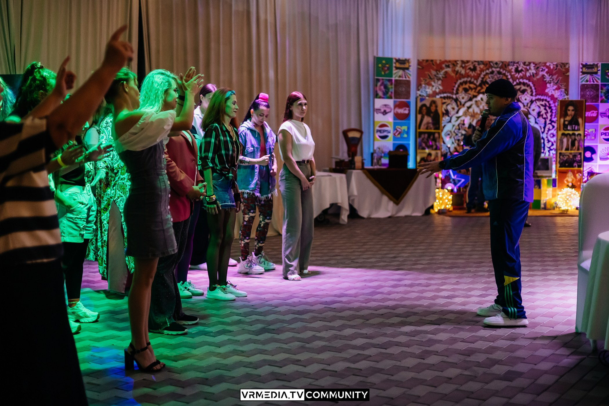 Ресторан «Империя»: Вечеринка 90-х