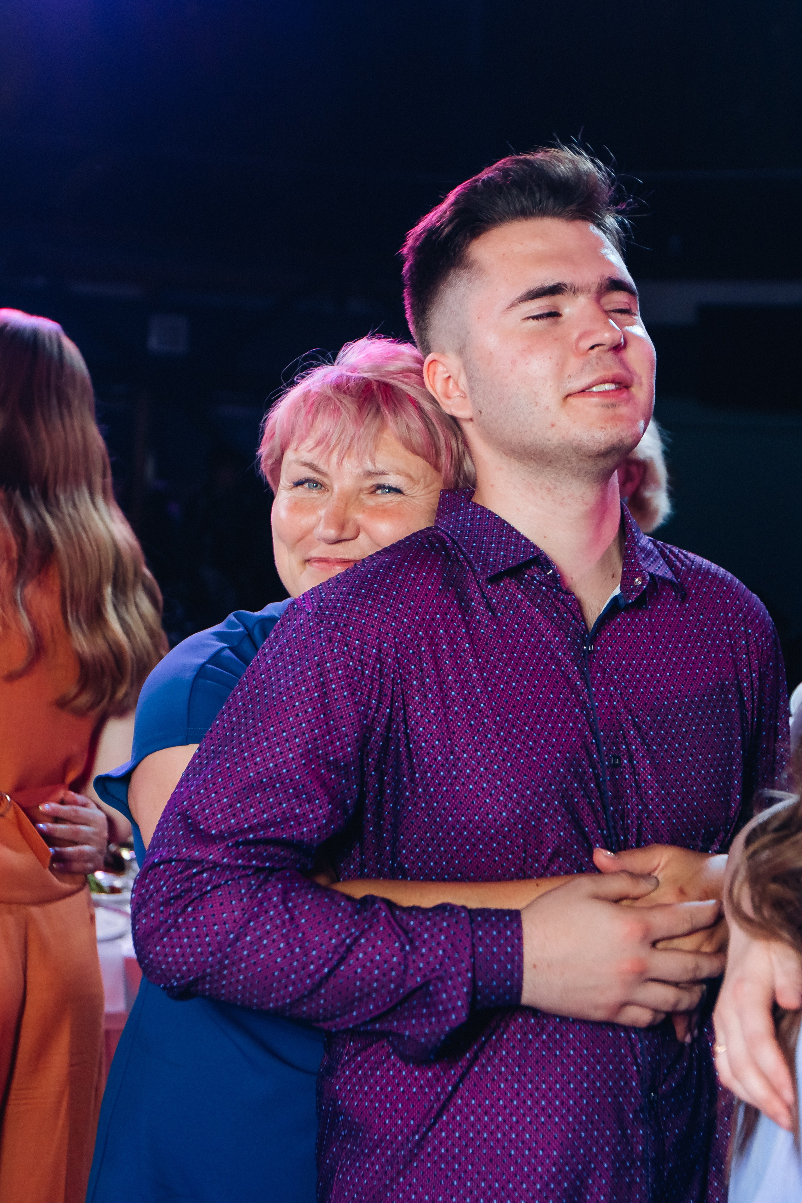 Выпускной вечер. 49 школа. Баран на корове. Свадебный и семейный фотограф в Улан-Удэ