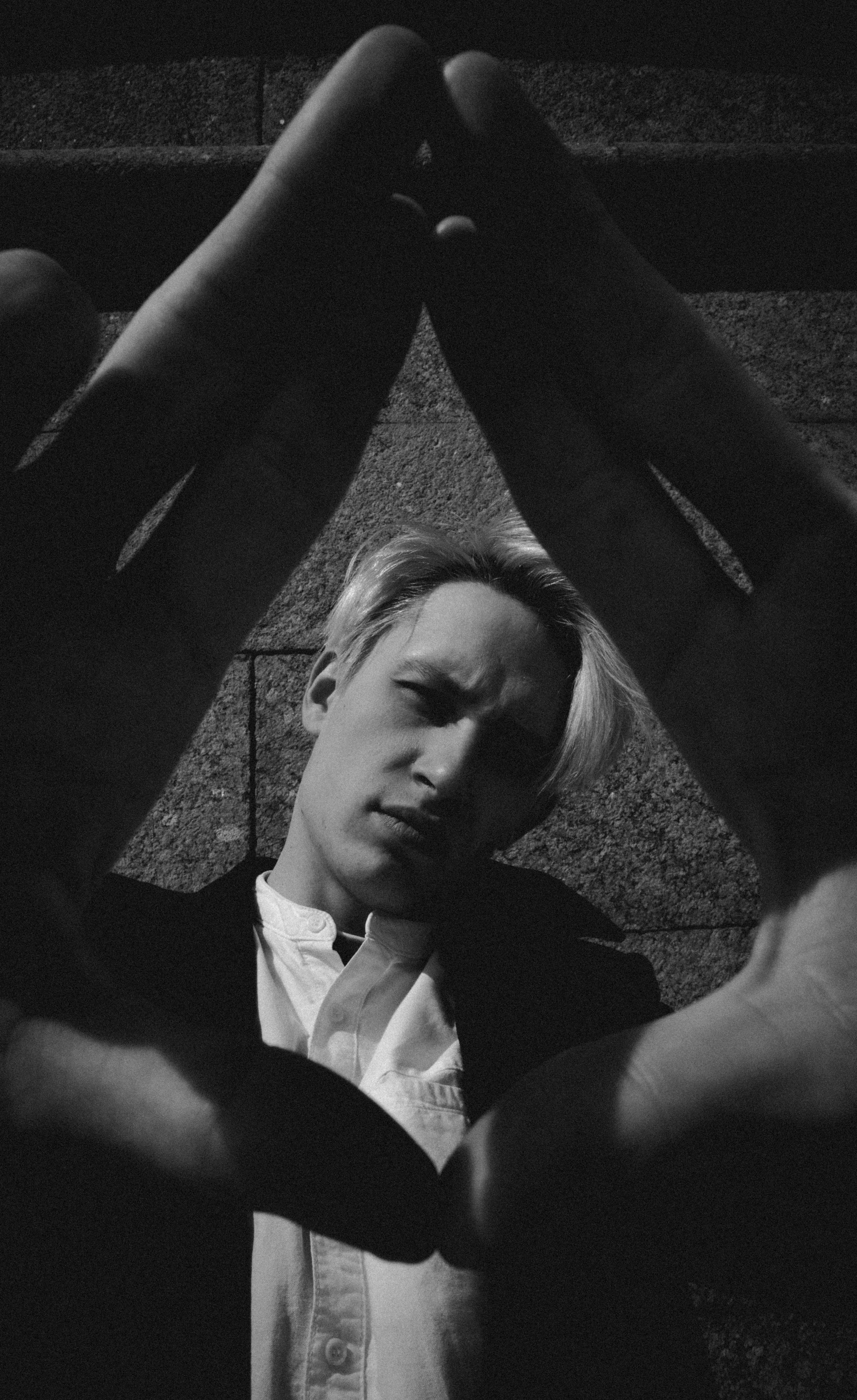 Серый-самый яркий цвет. Портретный и уличный фотограф в Санкт-Петербурге Сергей Кутьин