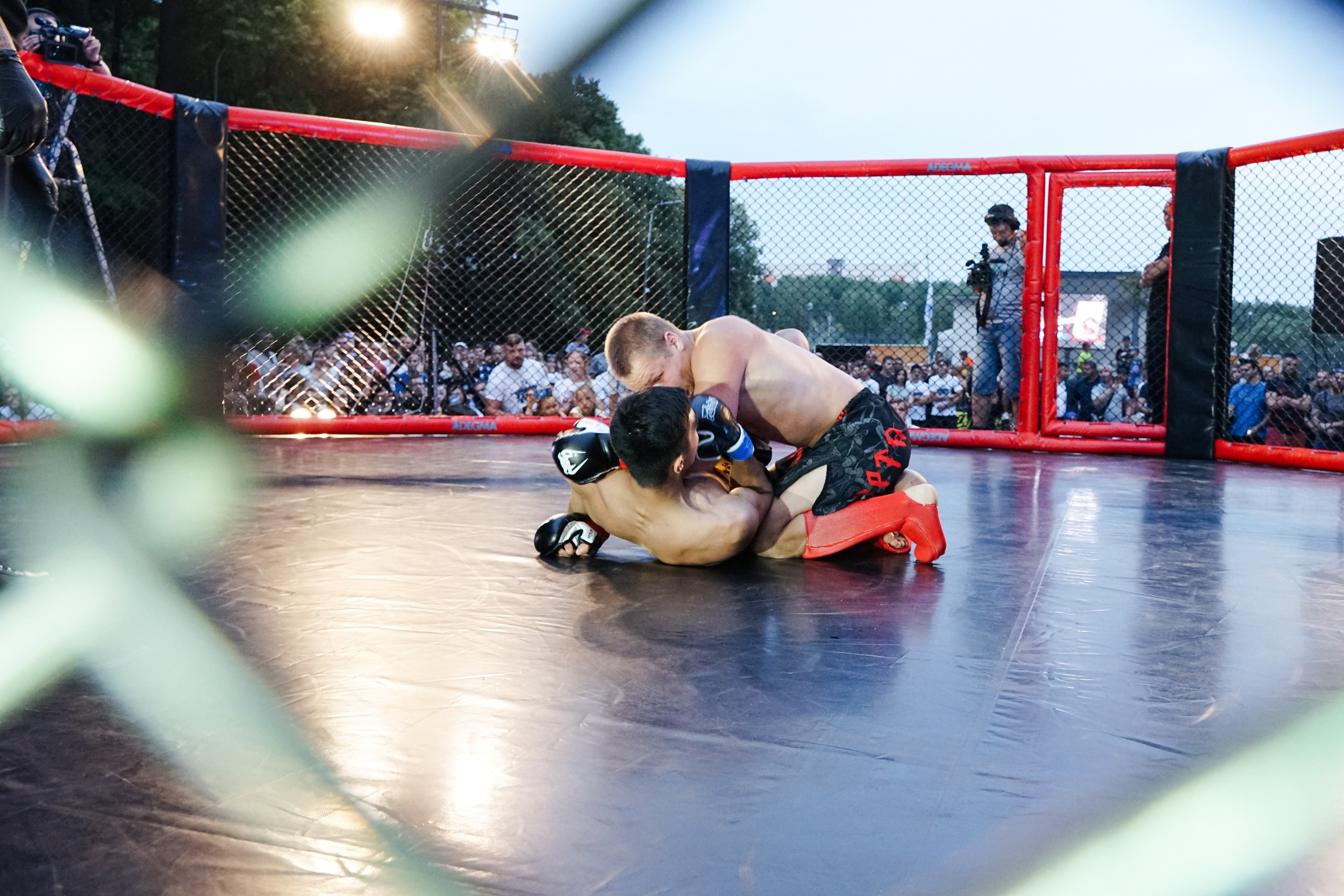 Вечер боев в ЦПКиО. Фотограф Надежда Погребняк | Рязань | Москва