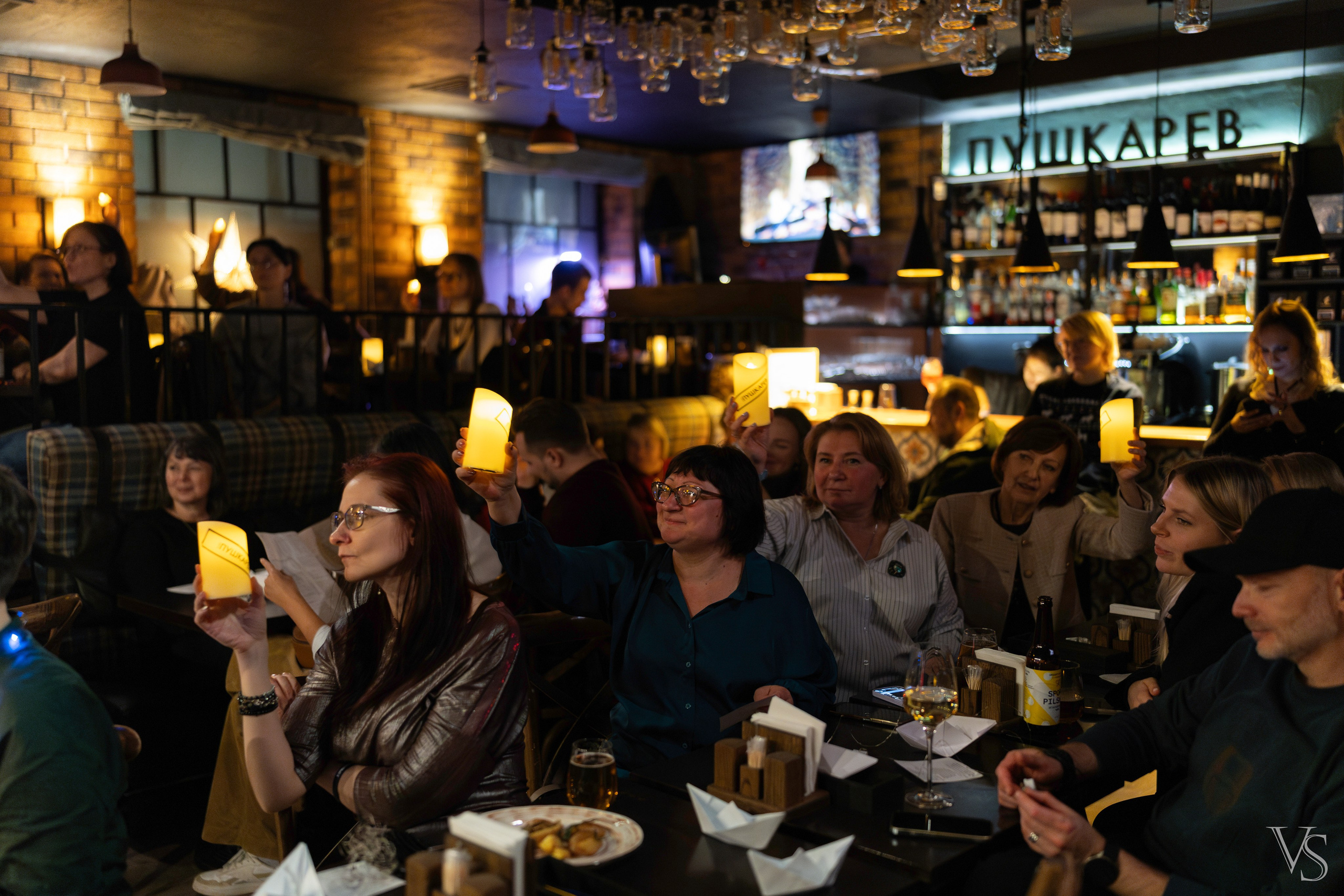 Квартирник Руслана Багирова. Фотограф Виктор Степанов