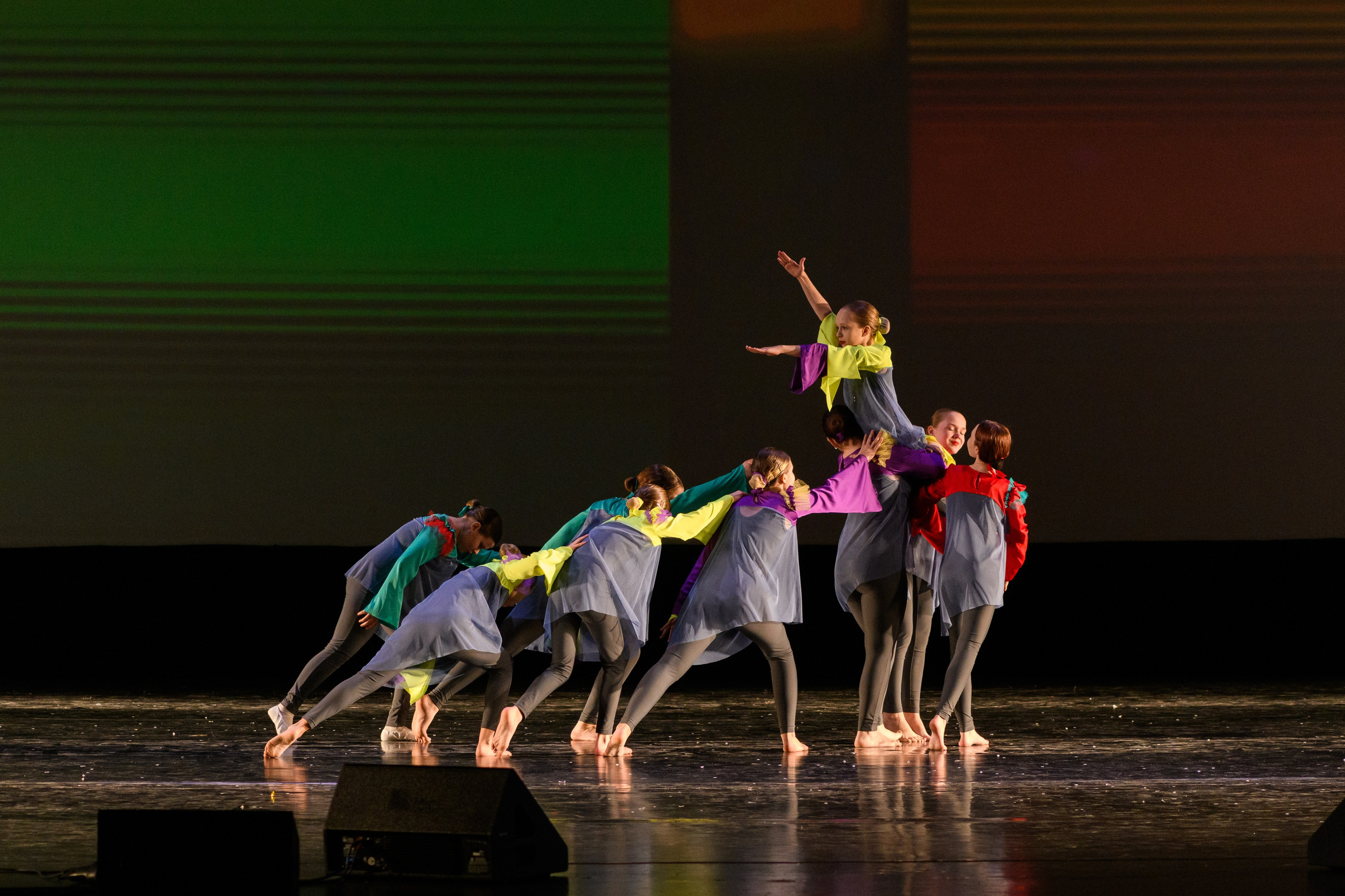 23 апреля, часть 2, БКЗ Октябрьский, г. Санкт-Петербург. Золотое яблочко