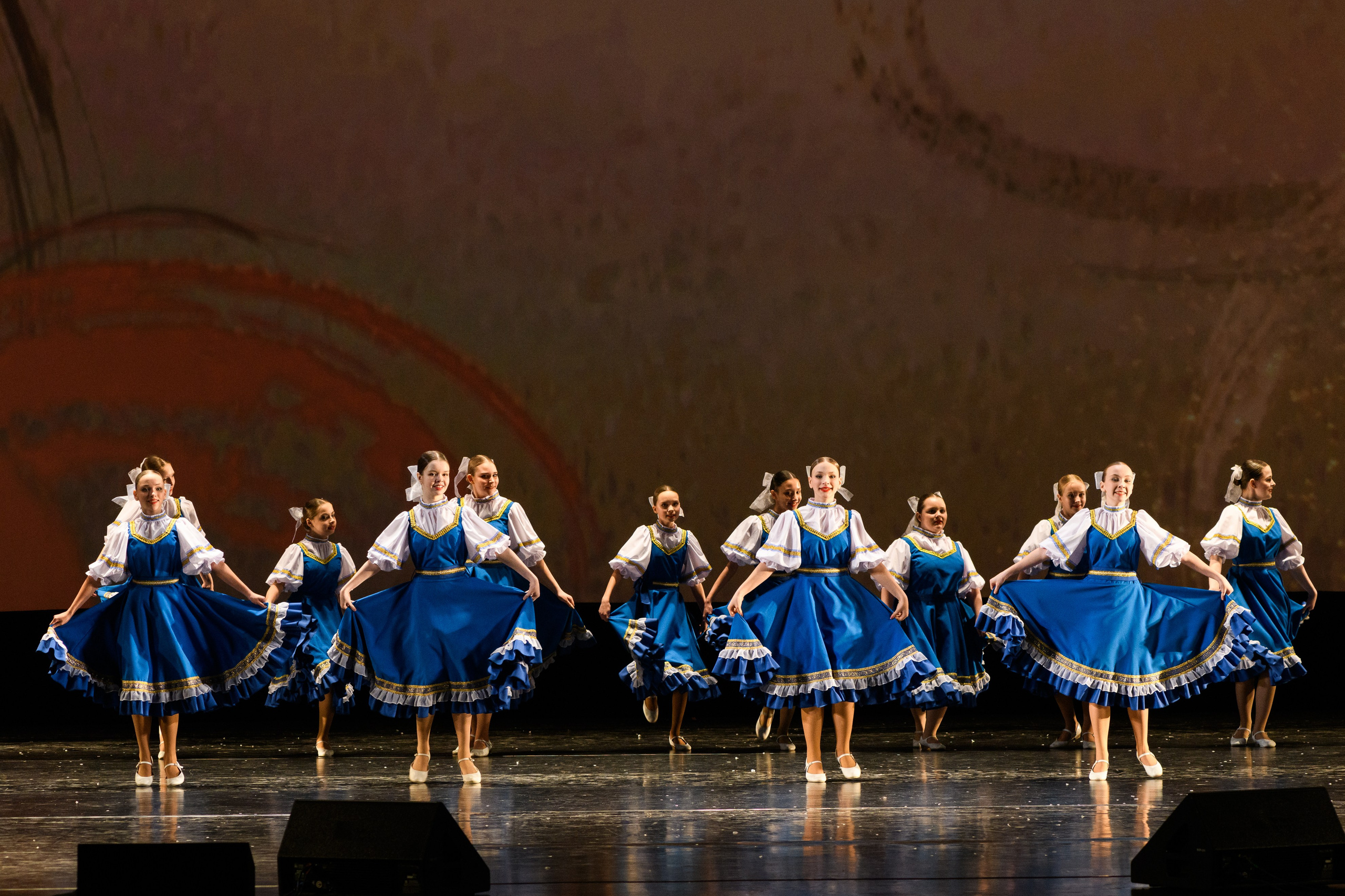 23 апреля, часть 2, БКЗ Октябрьский, г. Санкт-Петербург. Золотое яблочко