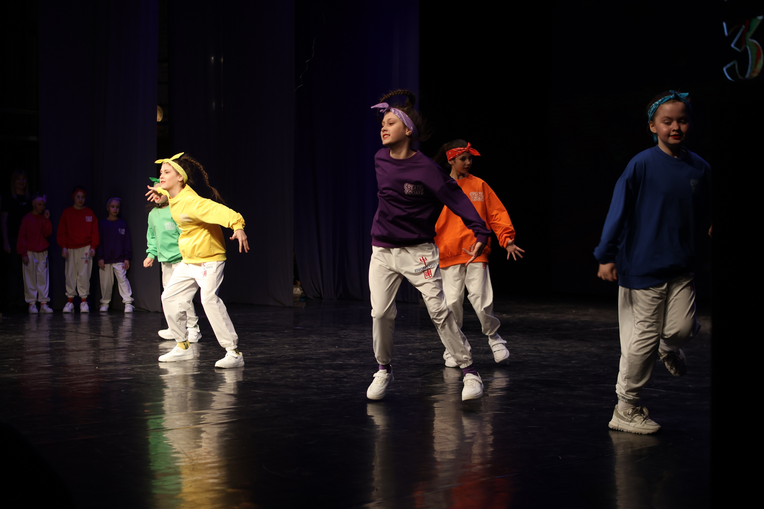 13 апреля, г. Томск. Золотое яблочко