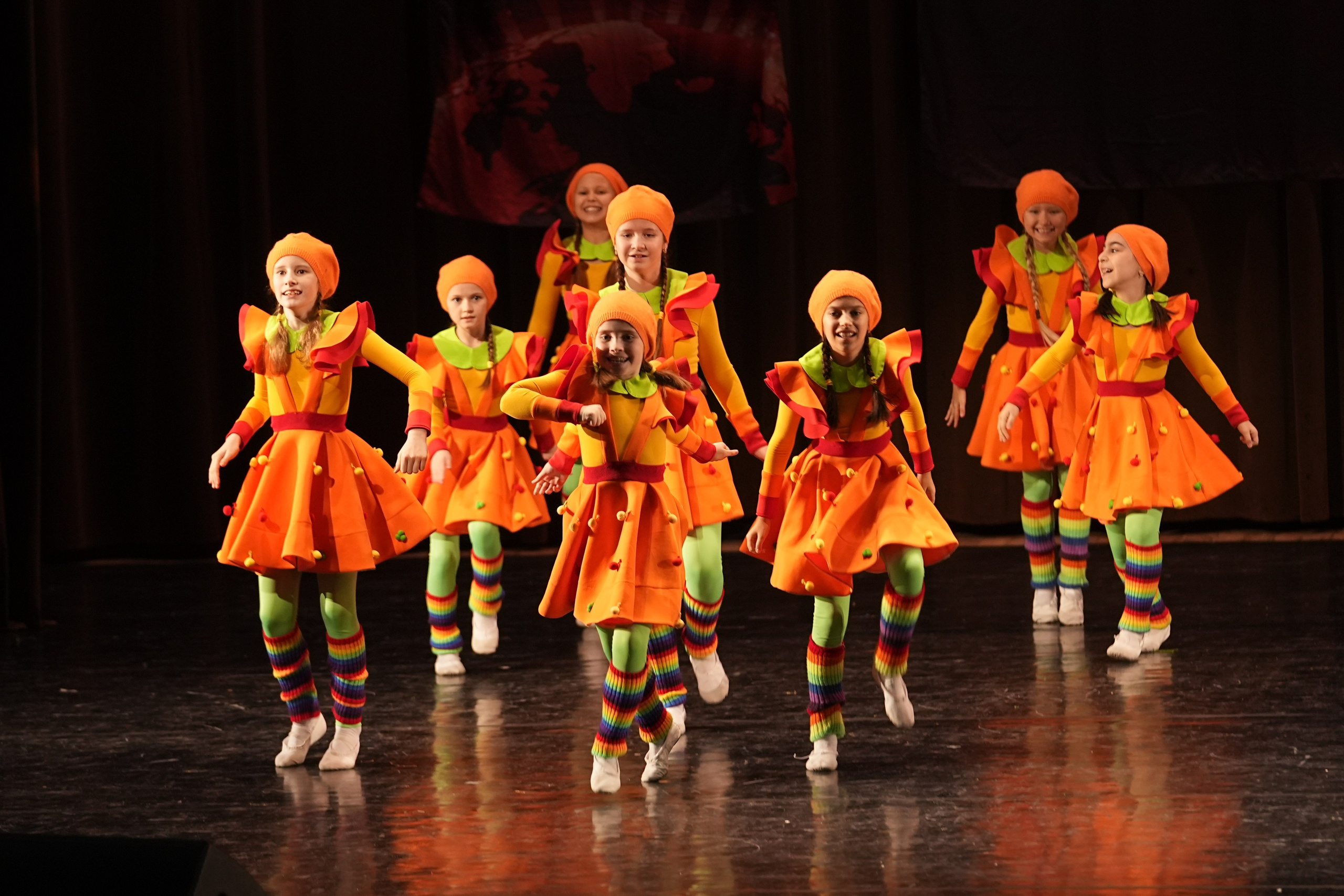 7 декабря, блок 3, г. Москва. Золотое яблочко