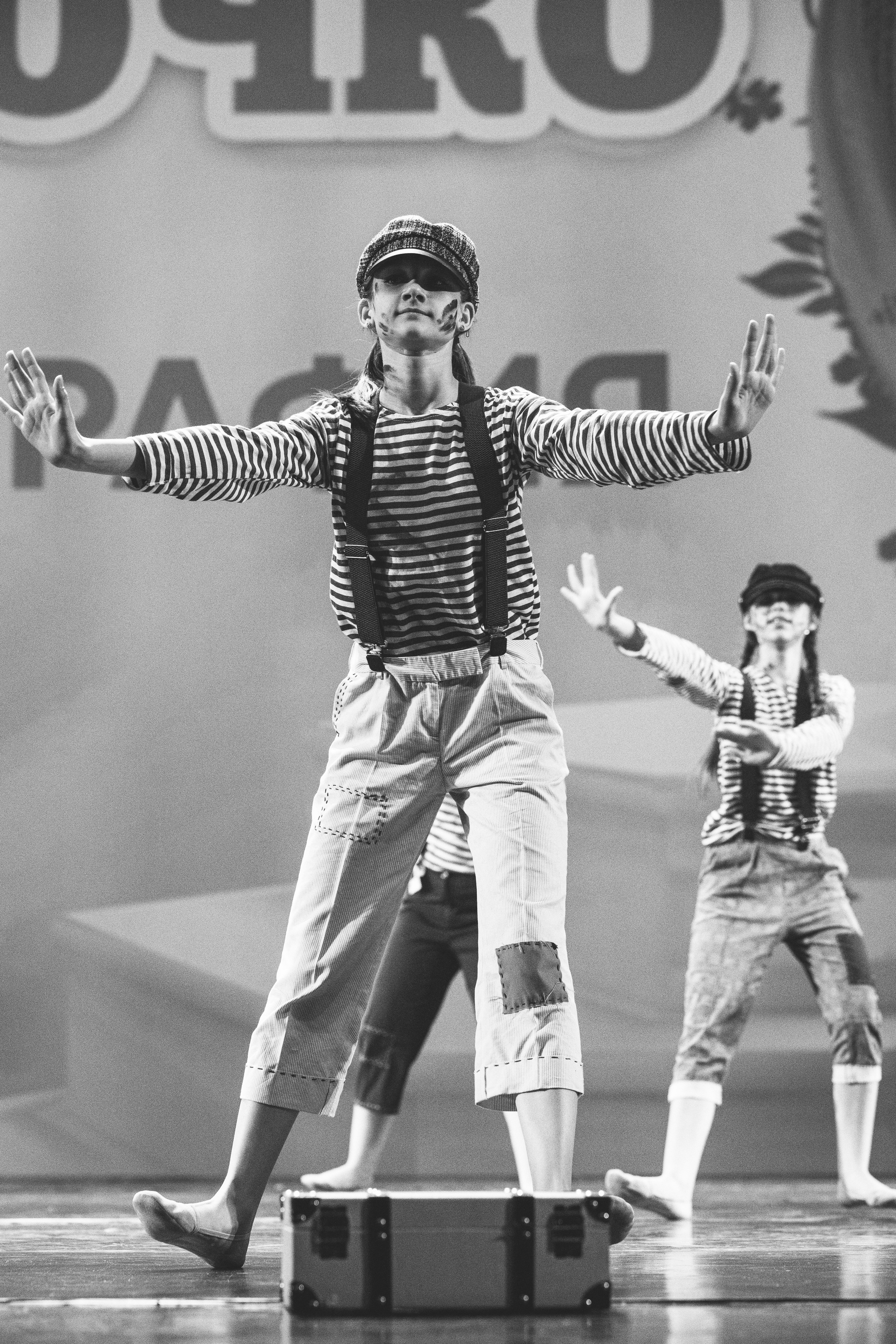 23 апреля, часть 1, БКЗ Октябрьский, г. Санкт-Петербург. Золотое яблочко